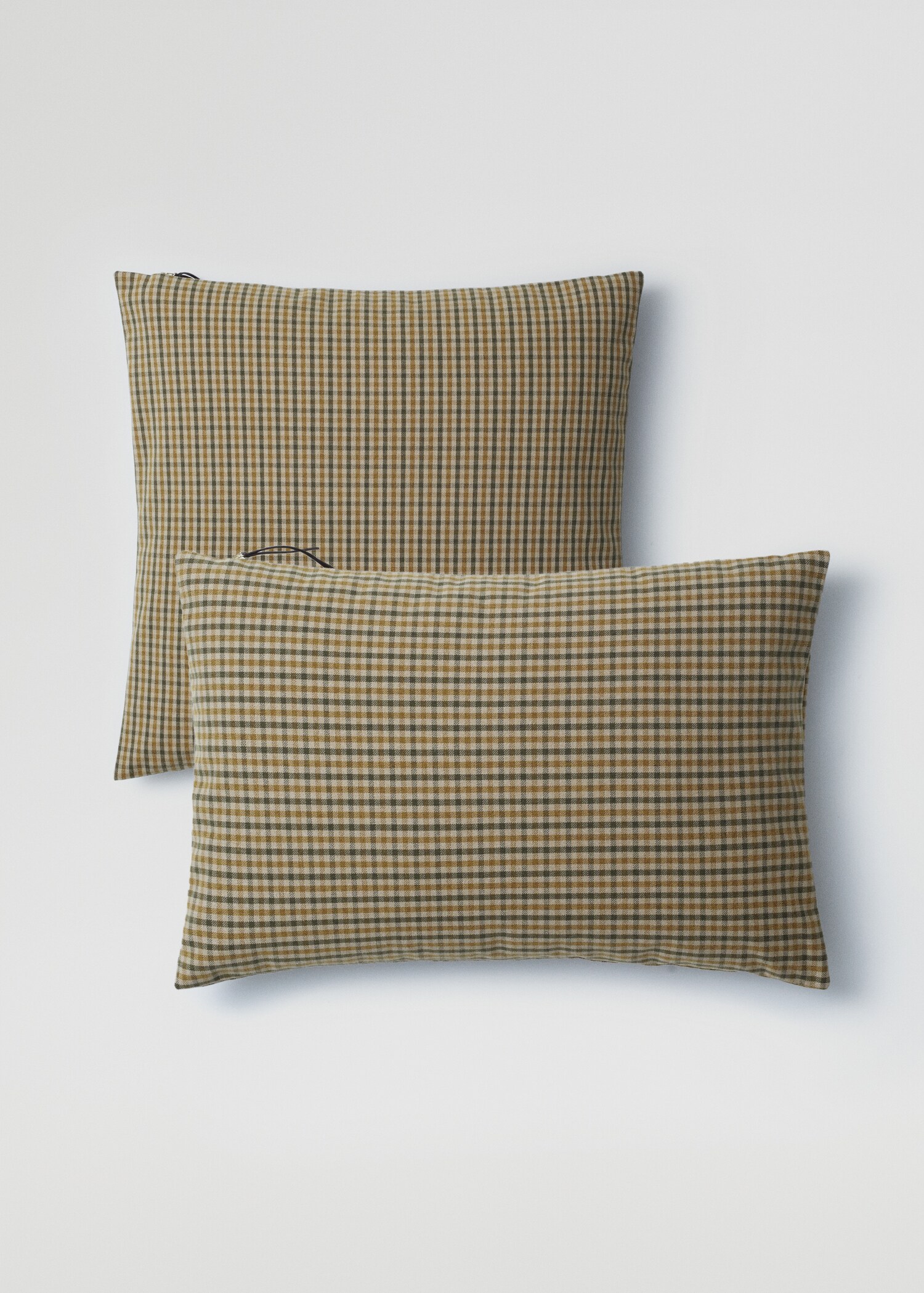 Kostkovaný povlak na polštář 60x60 cm - Náhled ve středové rovině