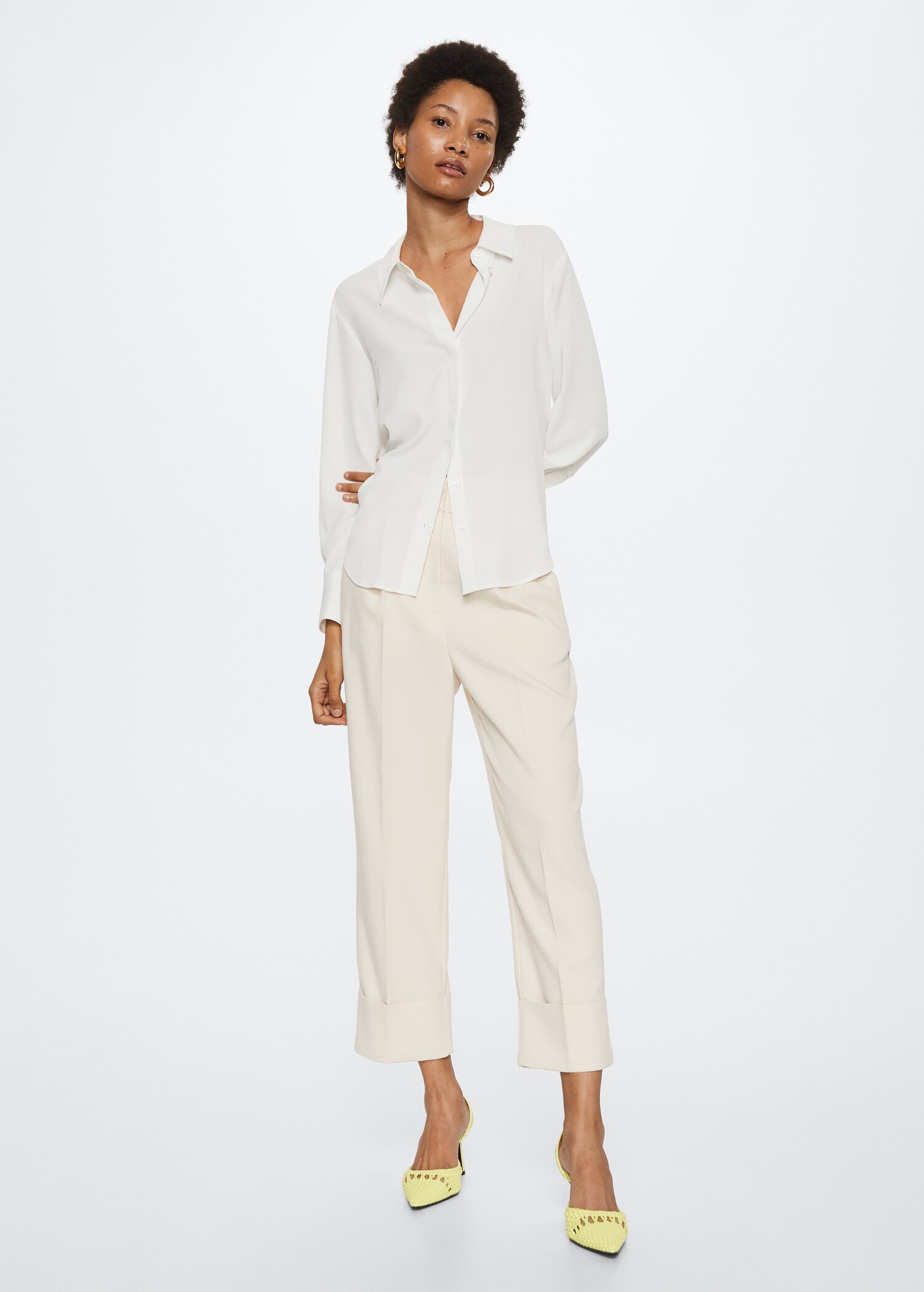Soepelvallende blouse met knopen - Overzichtstekening