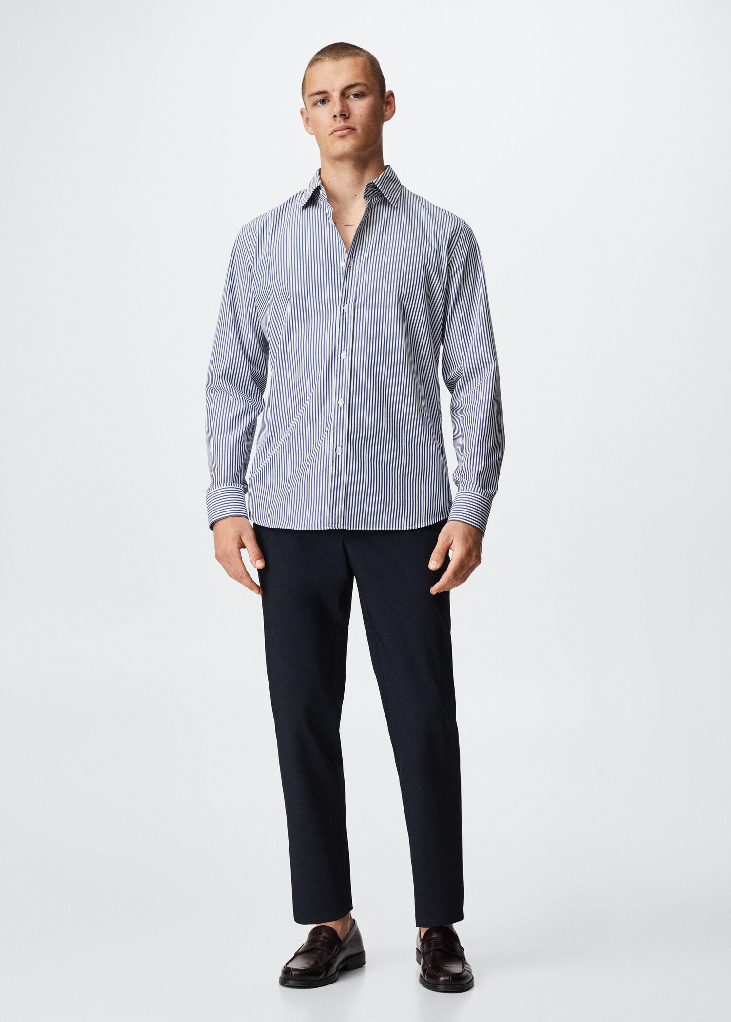 Prugasta slim fit košulja - Opći prikaz