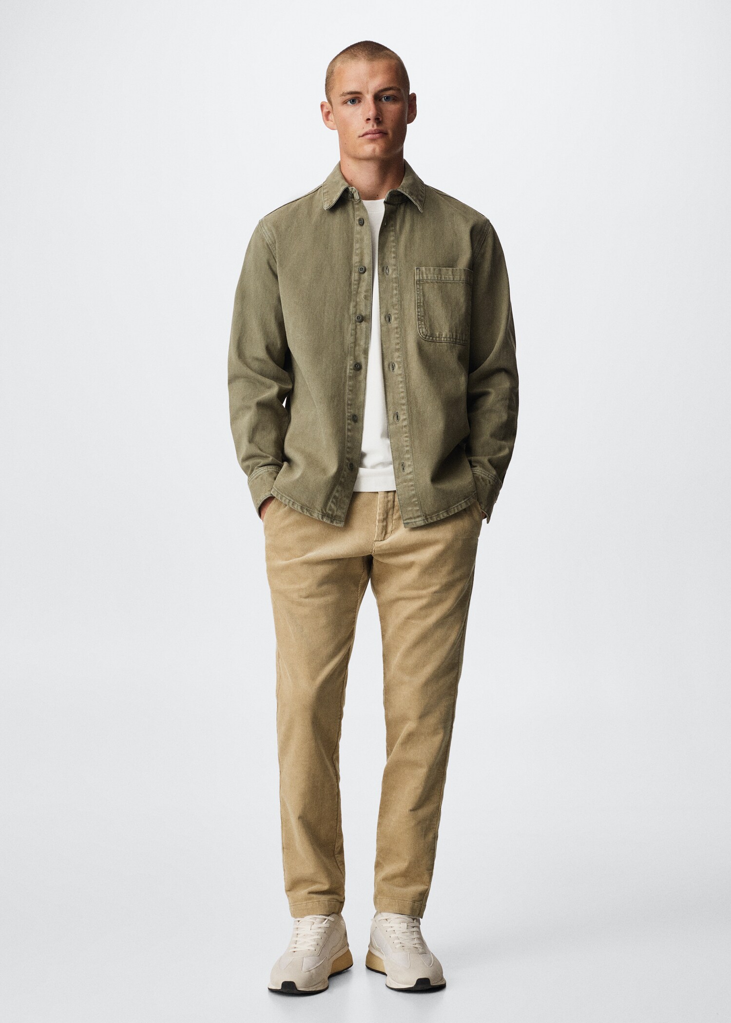 Tapered cropped corduroy trousers - General plane