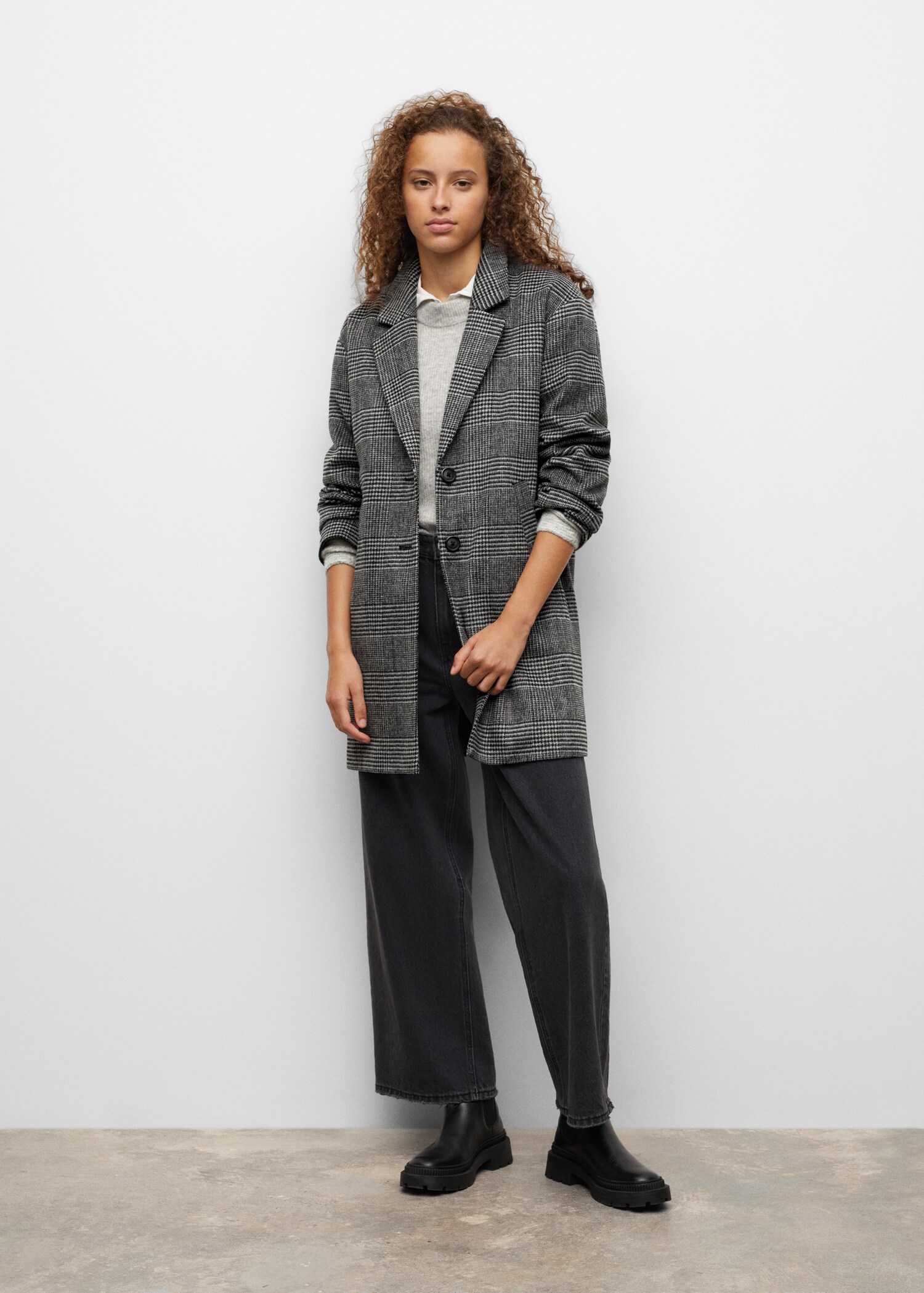 Checked wool-blend coat - General plane