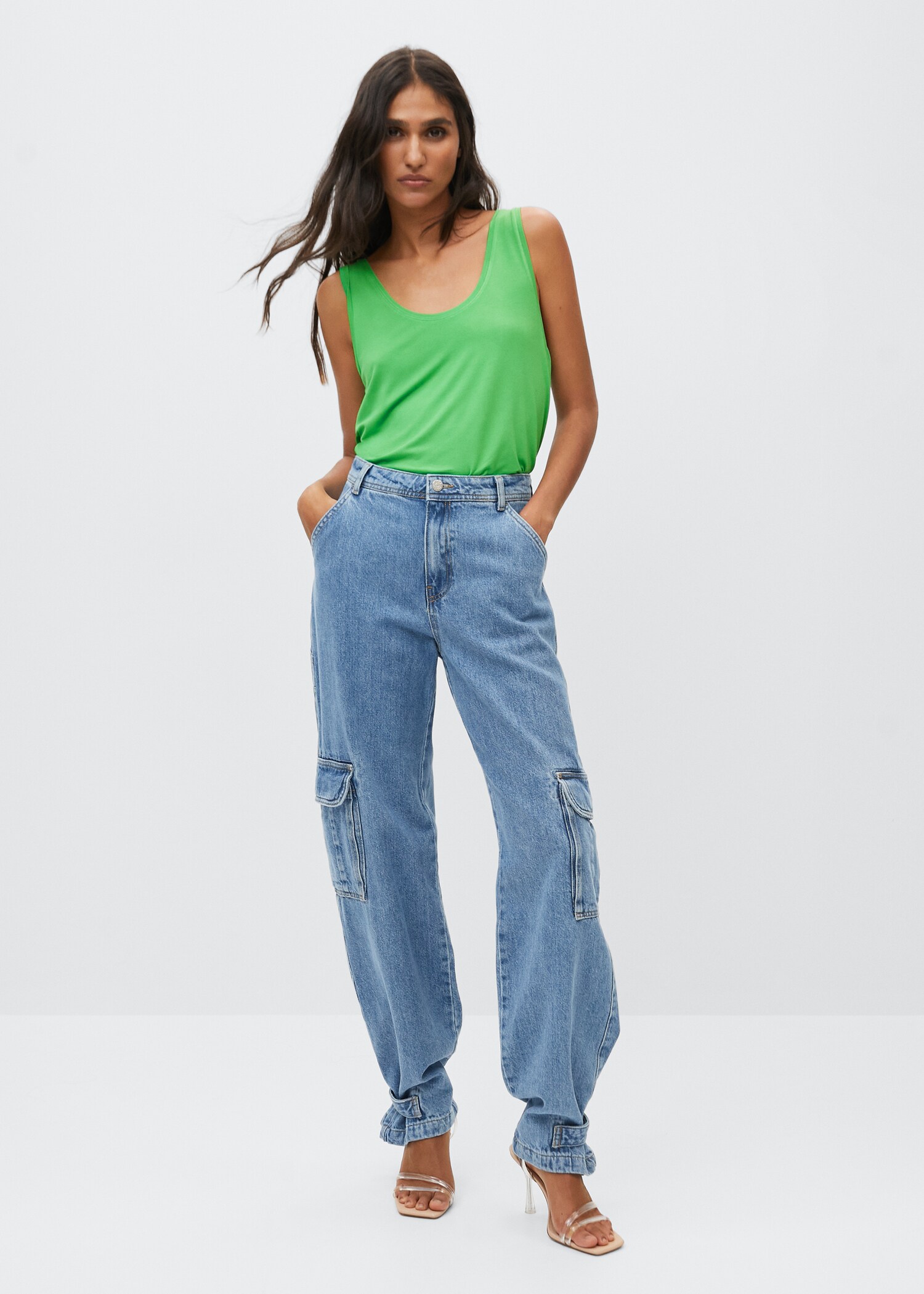 Flowy strap top - General plane