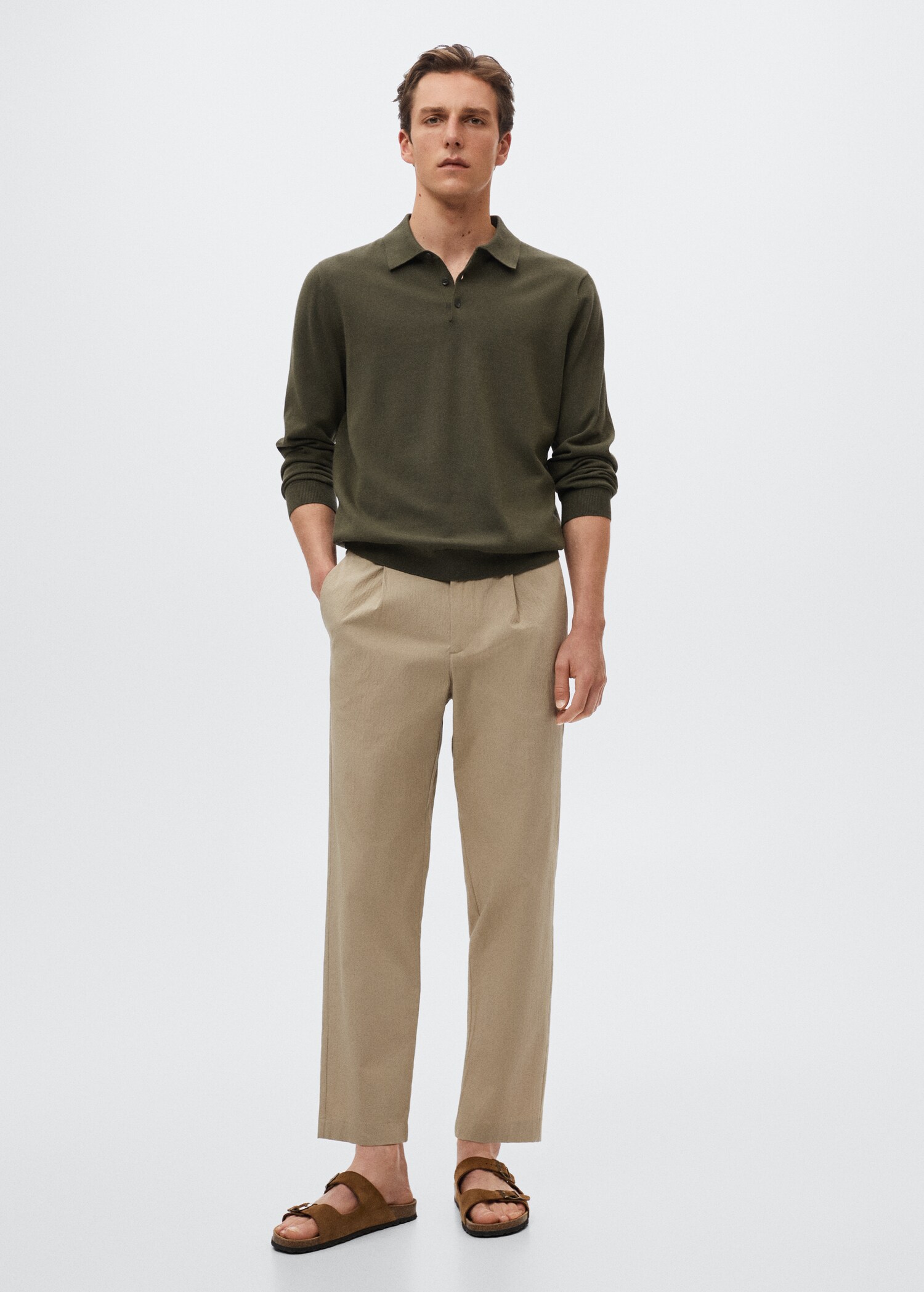 Pantalón pinzas efecto seersucker - Plano general