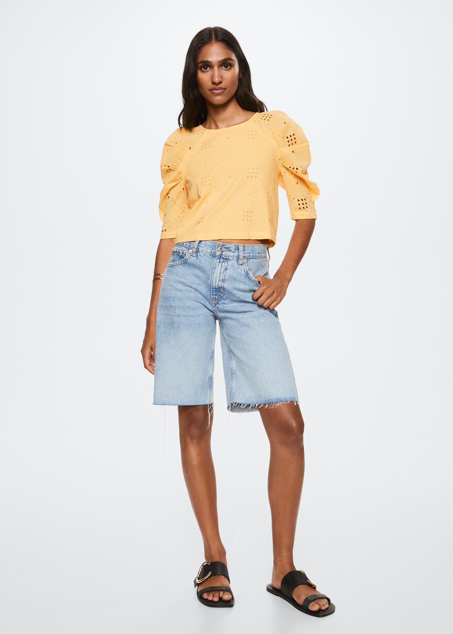 Blouse crop manches bouffantes - Plan général