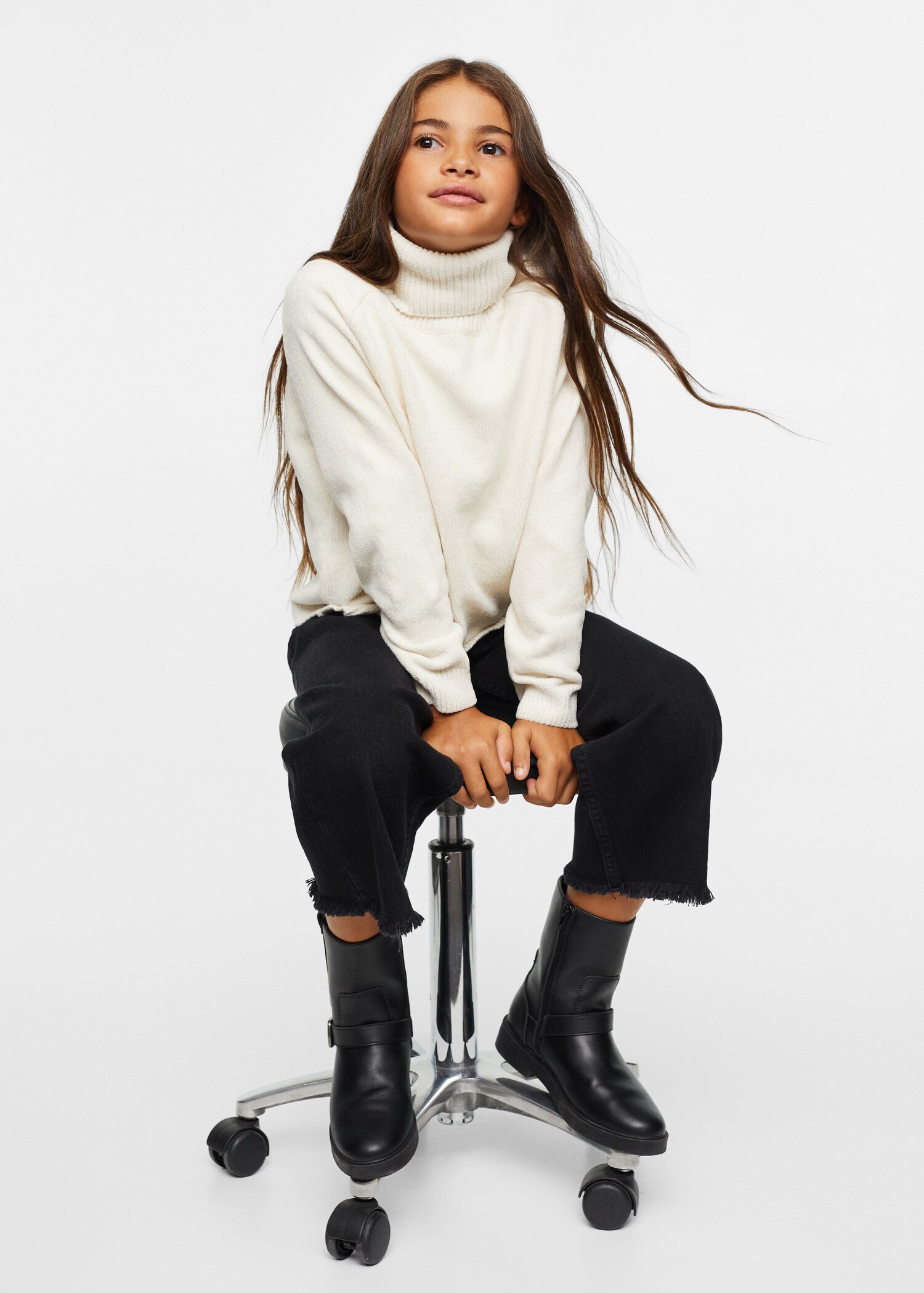 Chenille knit sweater - General plane