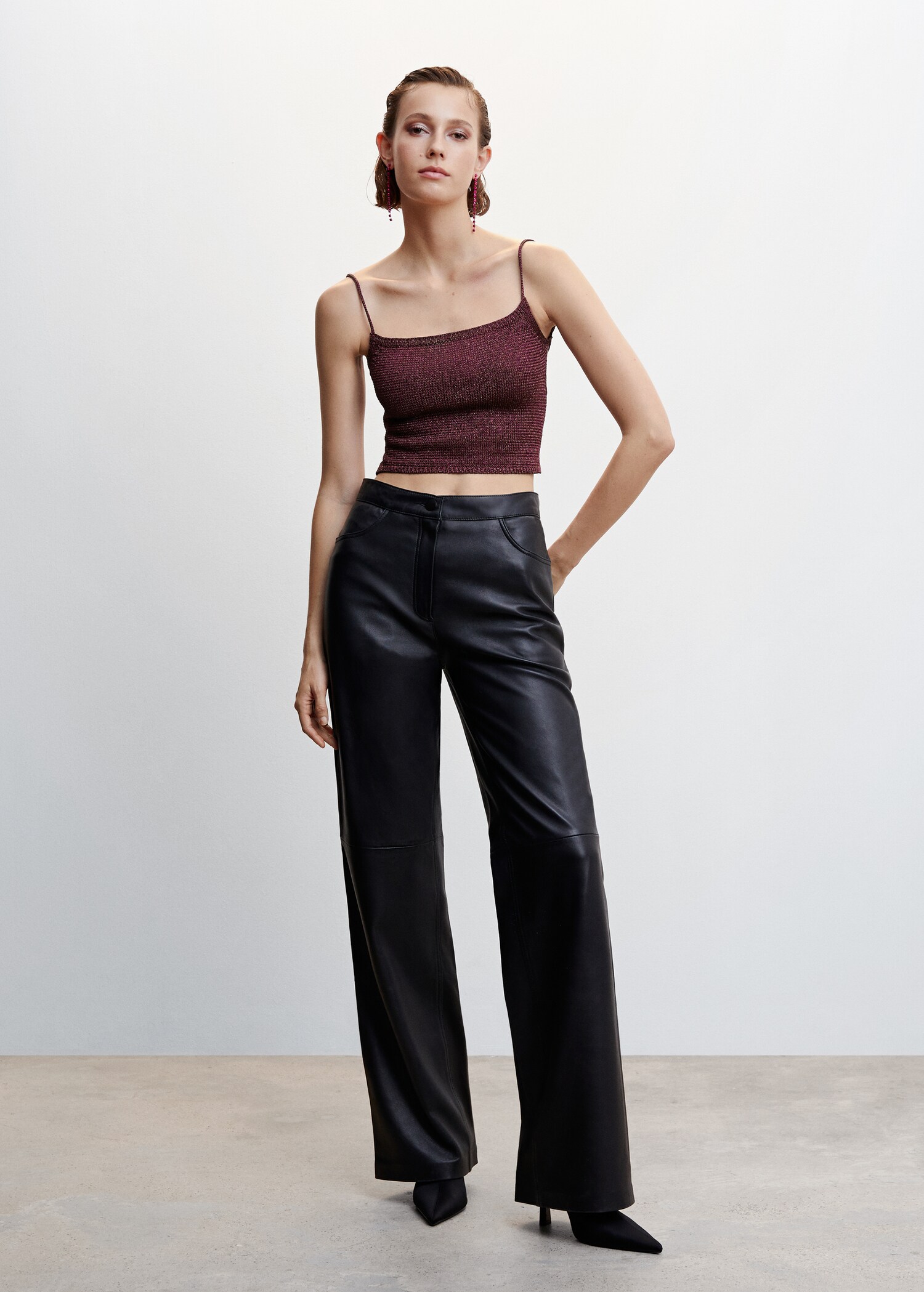 Top din lurex cu spate parte peste parte - Plan general