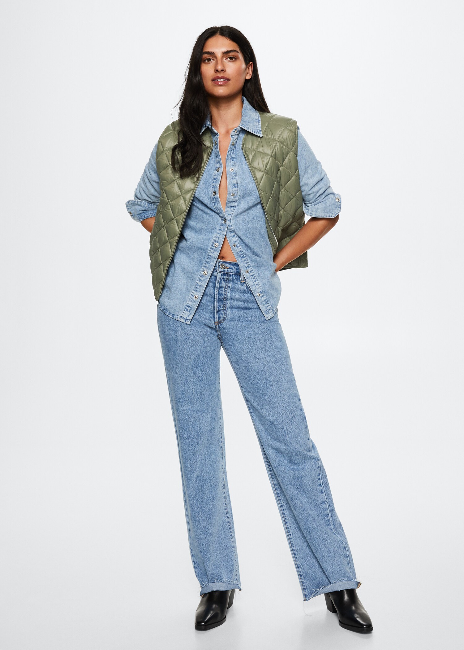 Ultra-light quilted vest - General plane