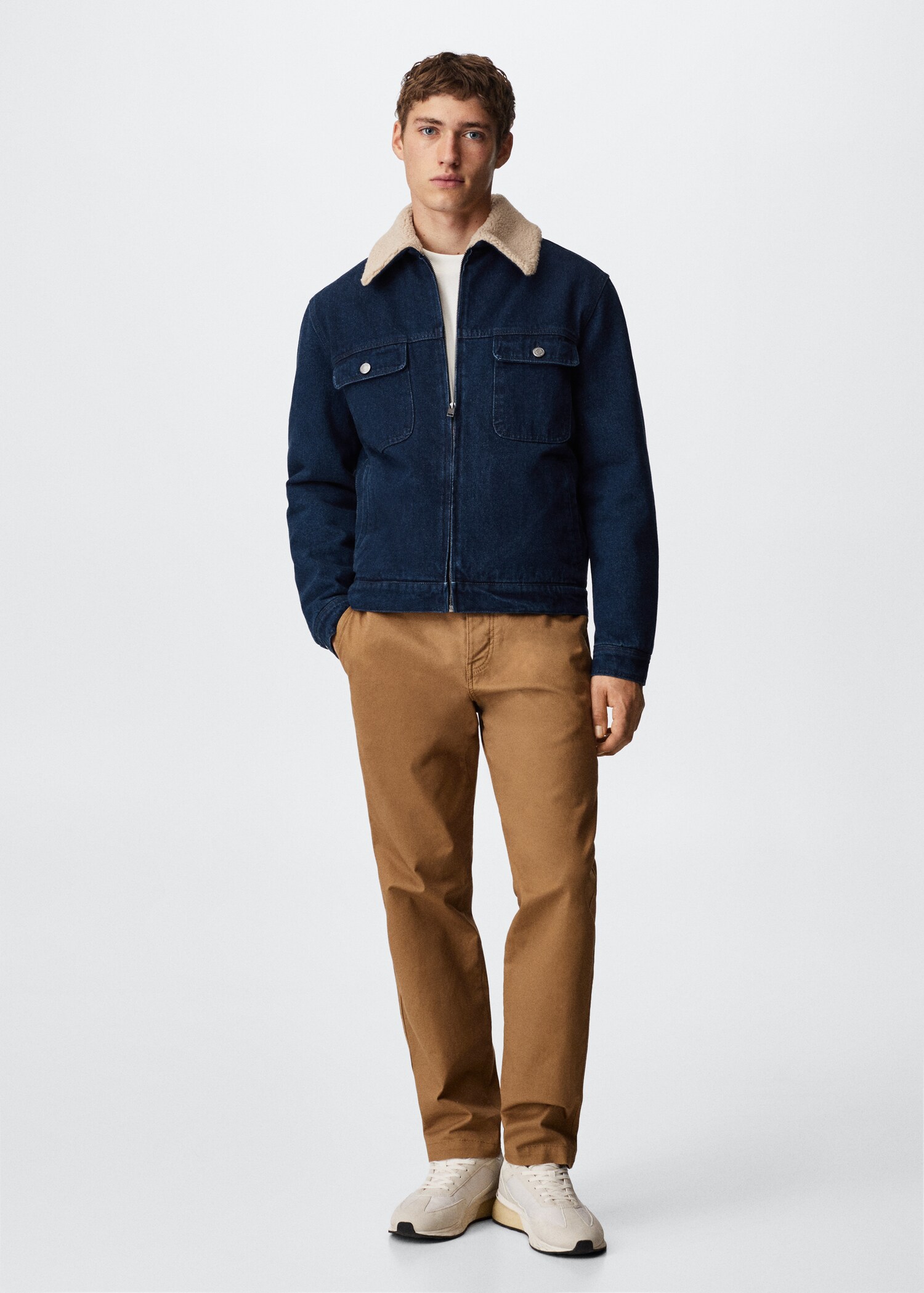 Jeansjacke mit Kunstshearling-Kragen
