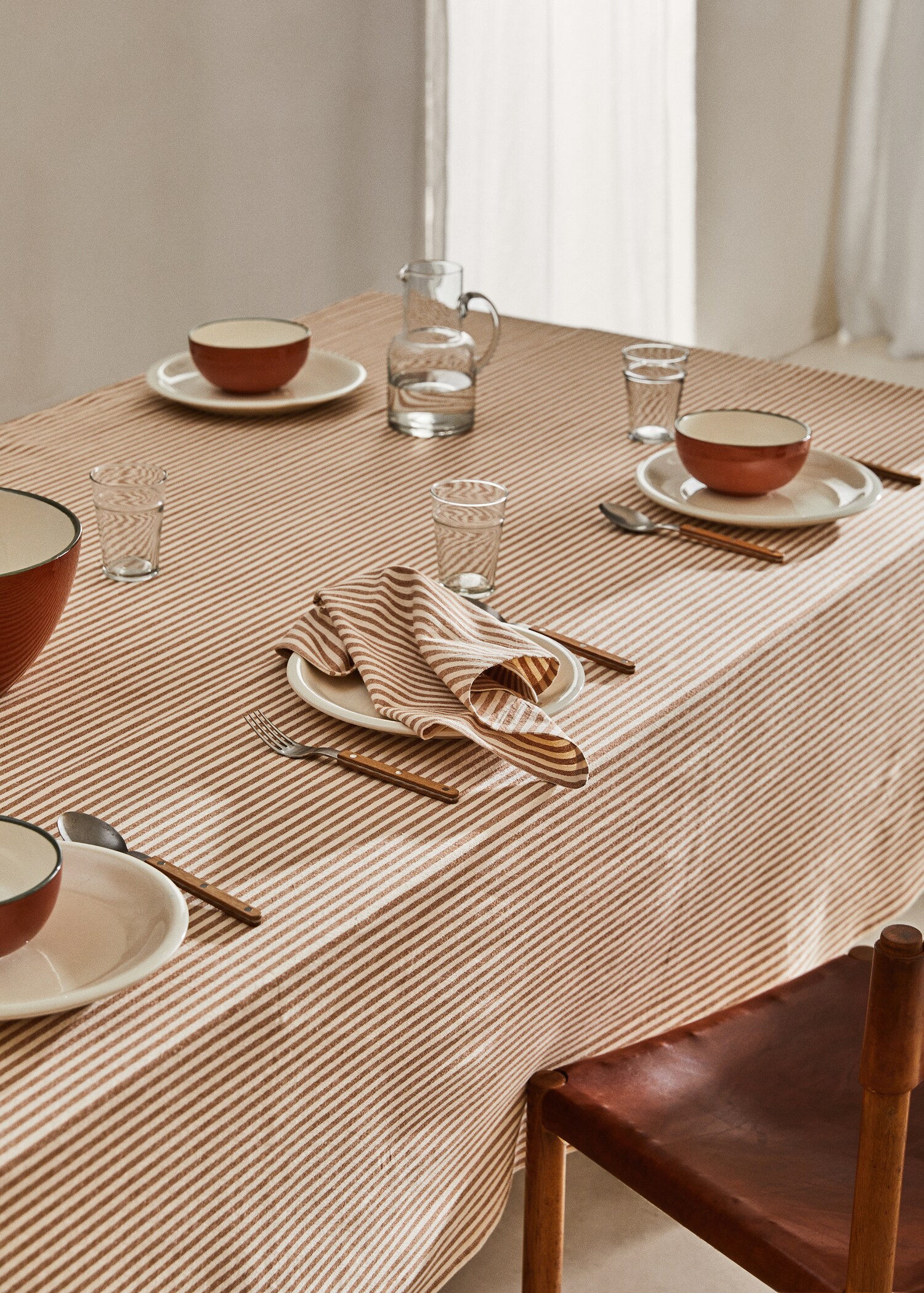 Nappe 100 % coton rayures 150x150 cm - Plan général