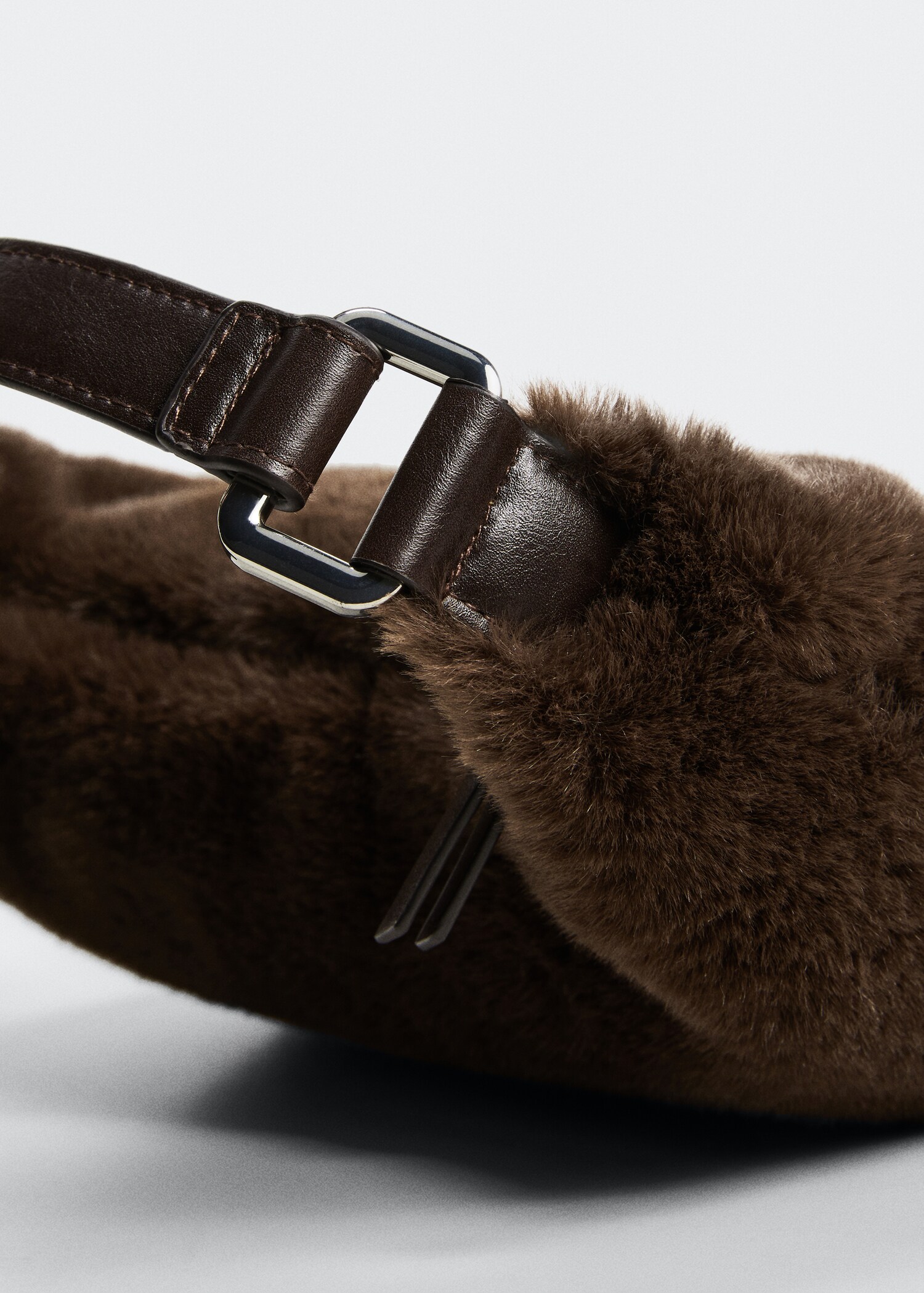 Short handle hair bag - General plane