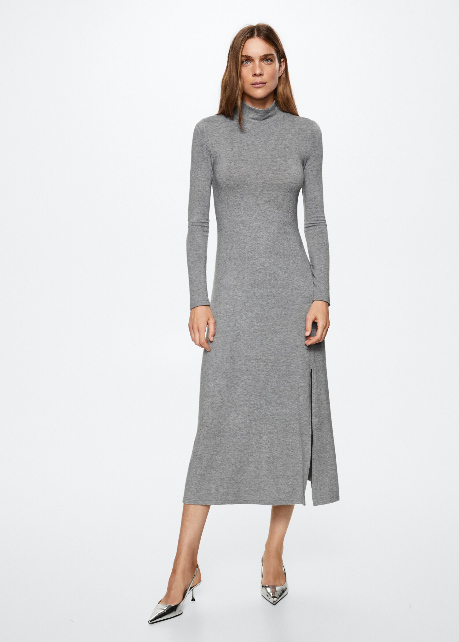 Vestido midi punto - Plano general