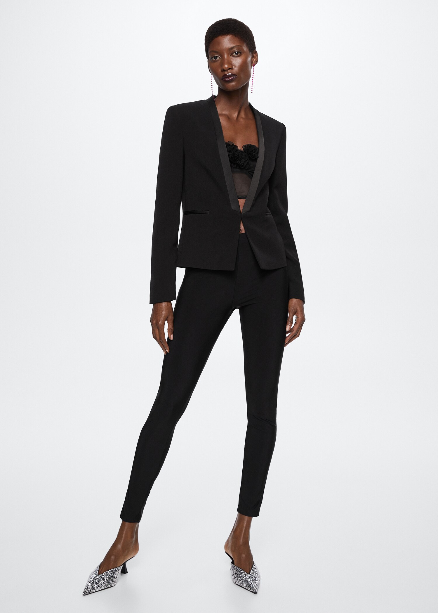 Blazer mit Satin-Details - Damen | MANGO OUTLET Deutschland