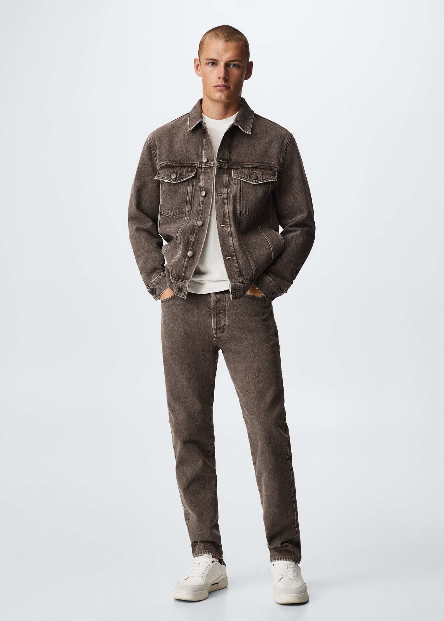 Vintage straight-fit jeans - General plane