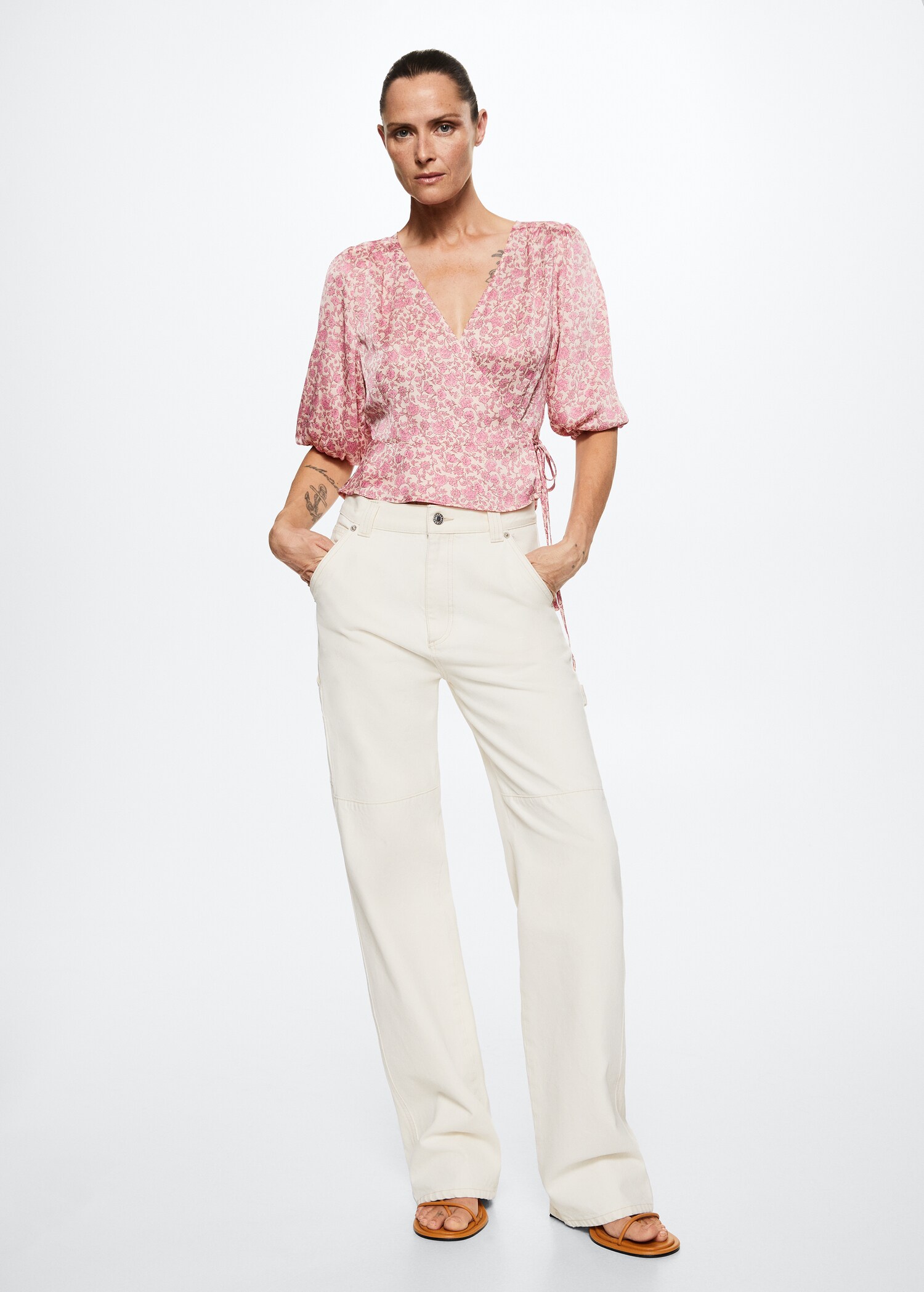 Floral print blouse - General plane