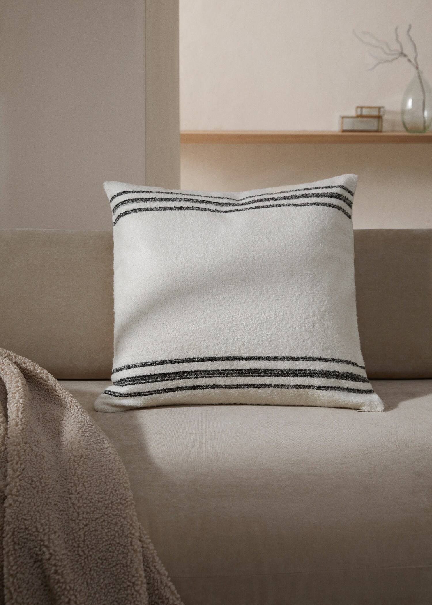 Striped cushion case 60x60cm - General plane