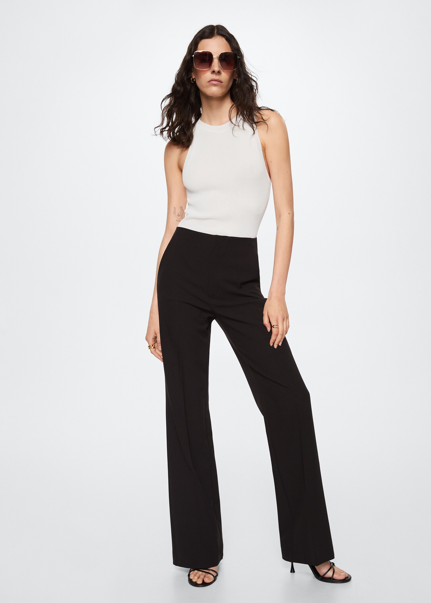 Ribbed knit top - General plane