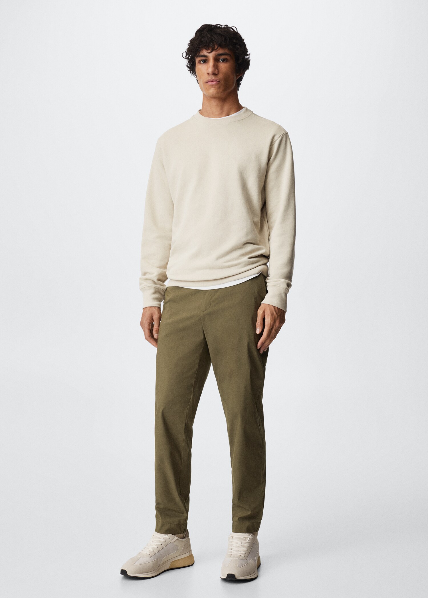 Cotton chinos - General plane