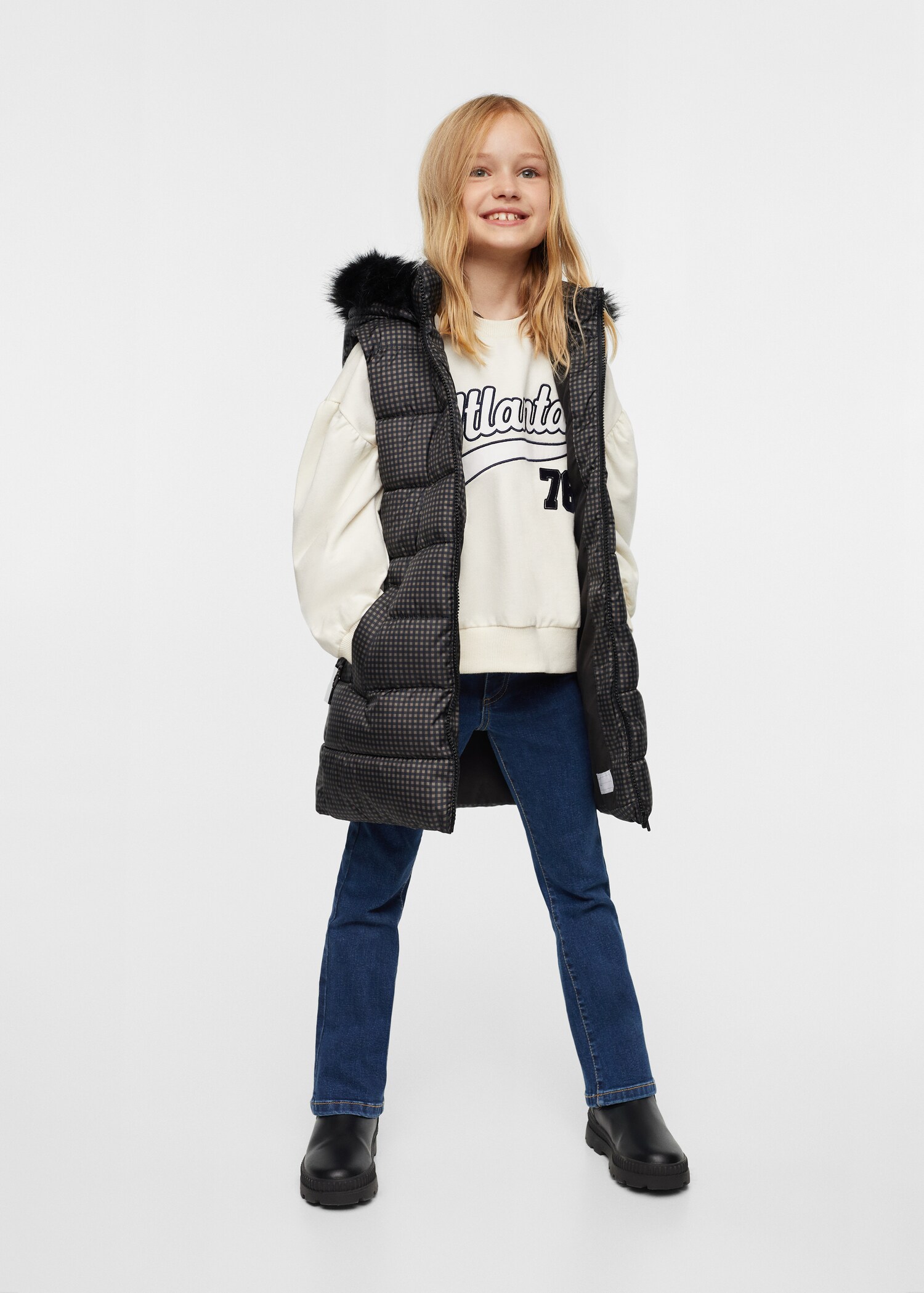 Quilted gilet with fur-effect hood - General plane