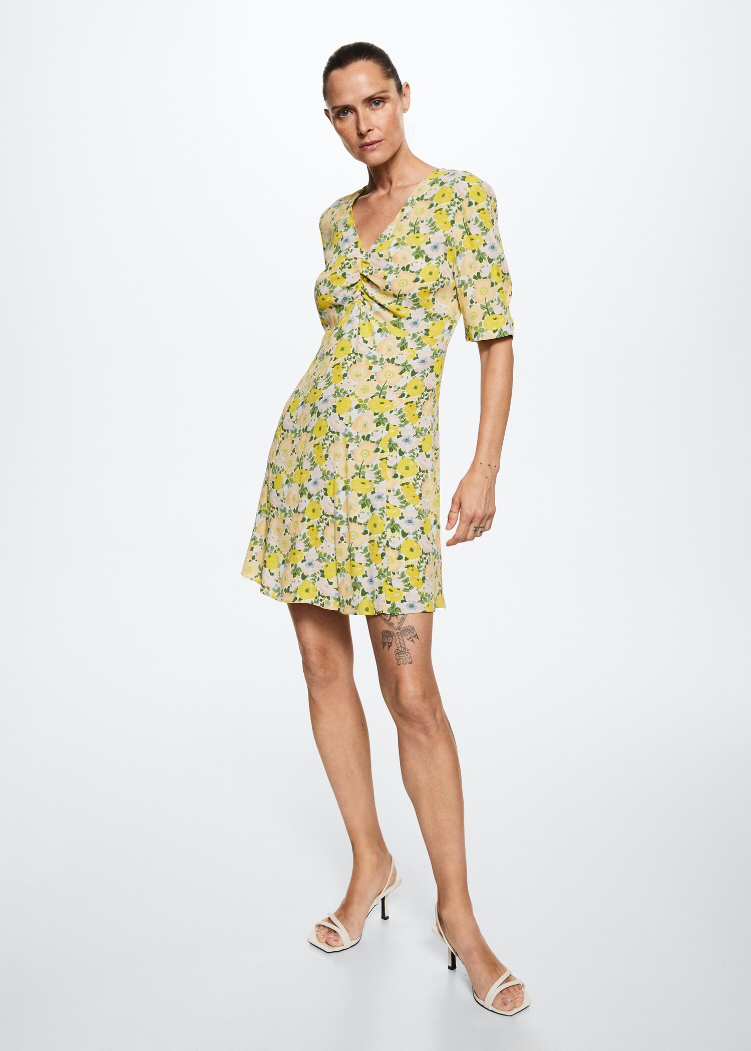 Vestit detall frunzit - Pla general