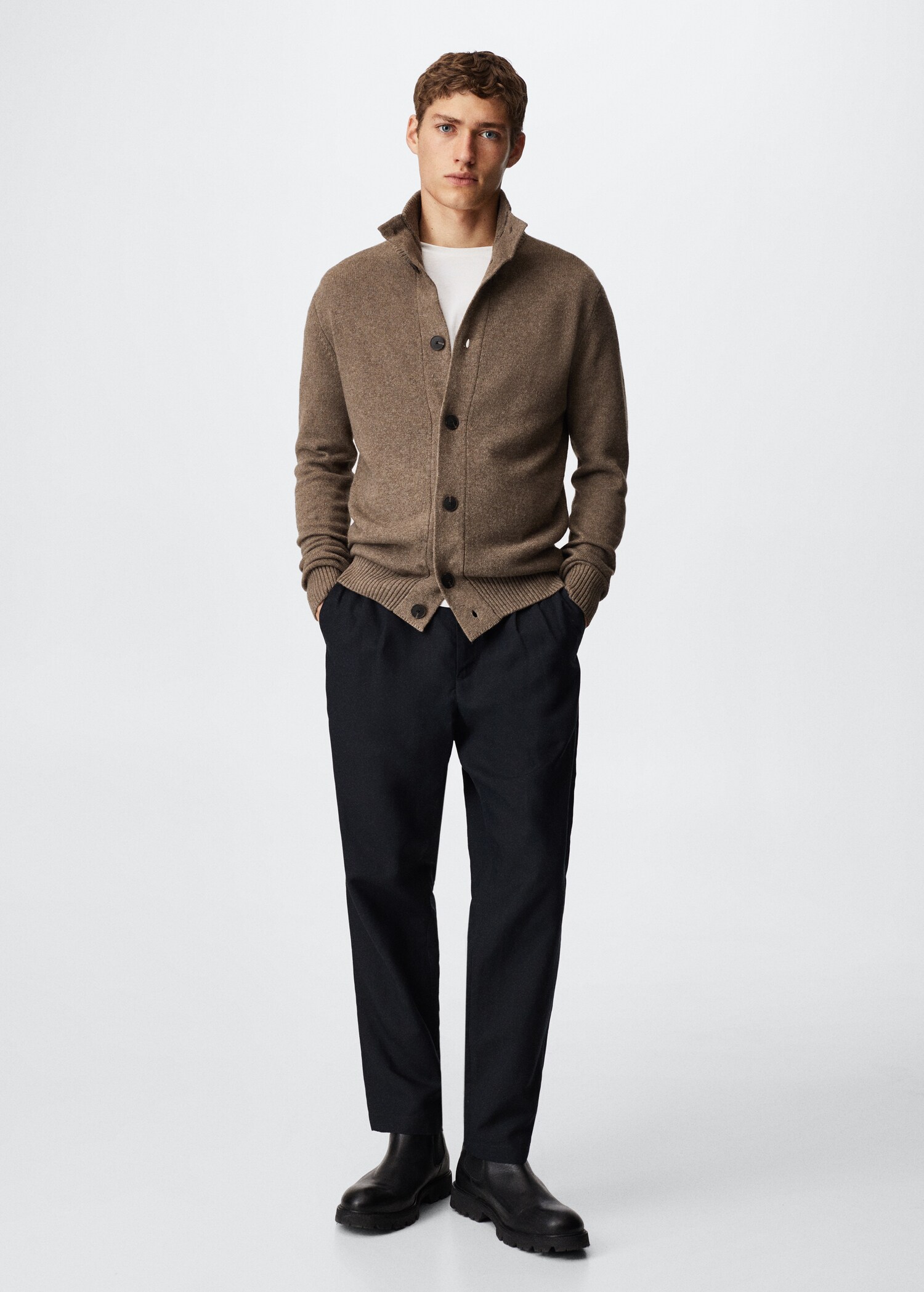 Turtleneck wool cardigan - General plane