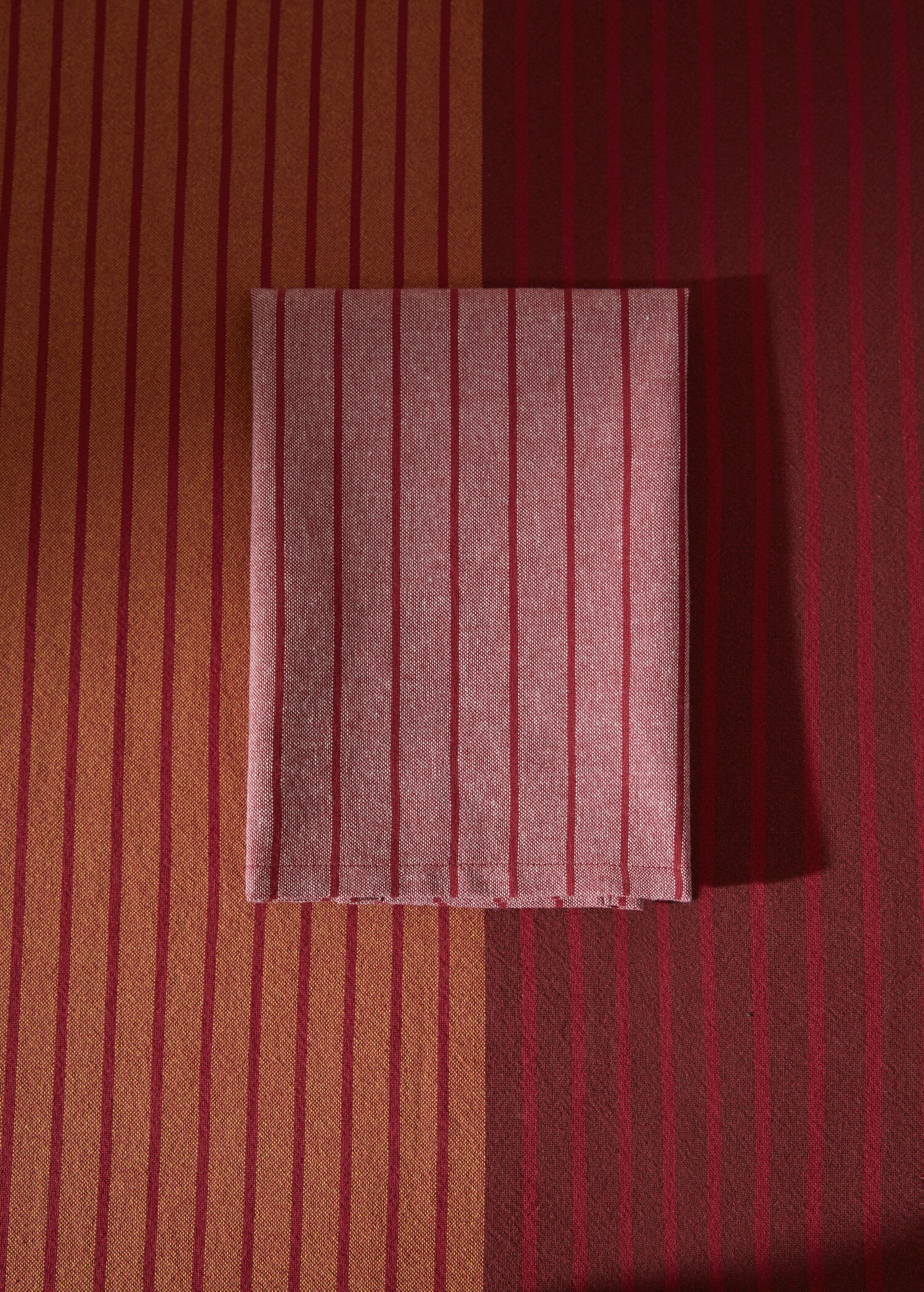 Pack de dos servilletas cuadros algodón 45x45cm - Plano general