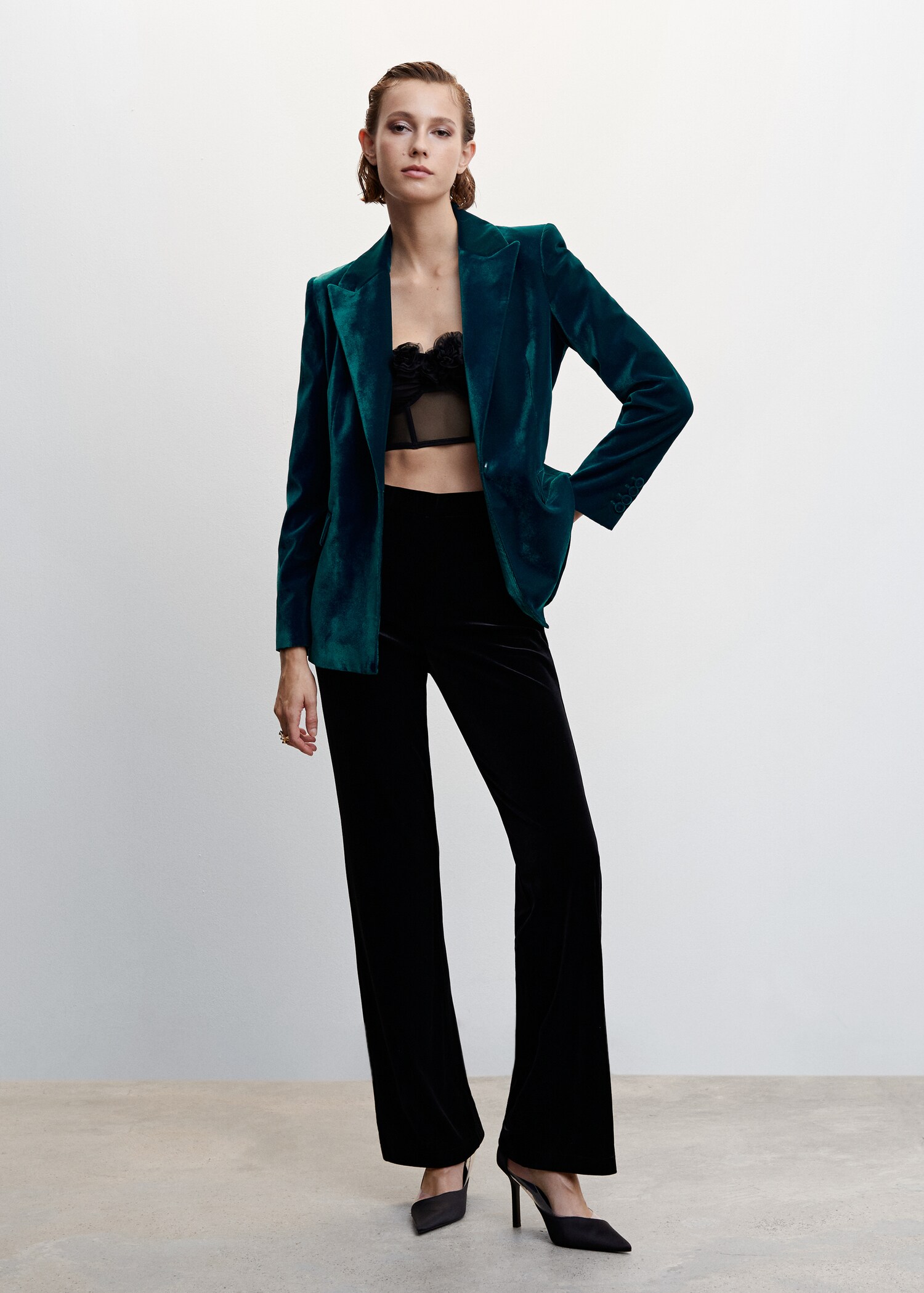Americana traje terciopelo - Plano general
