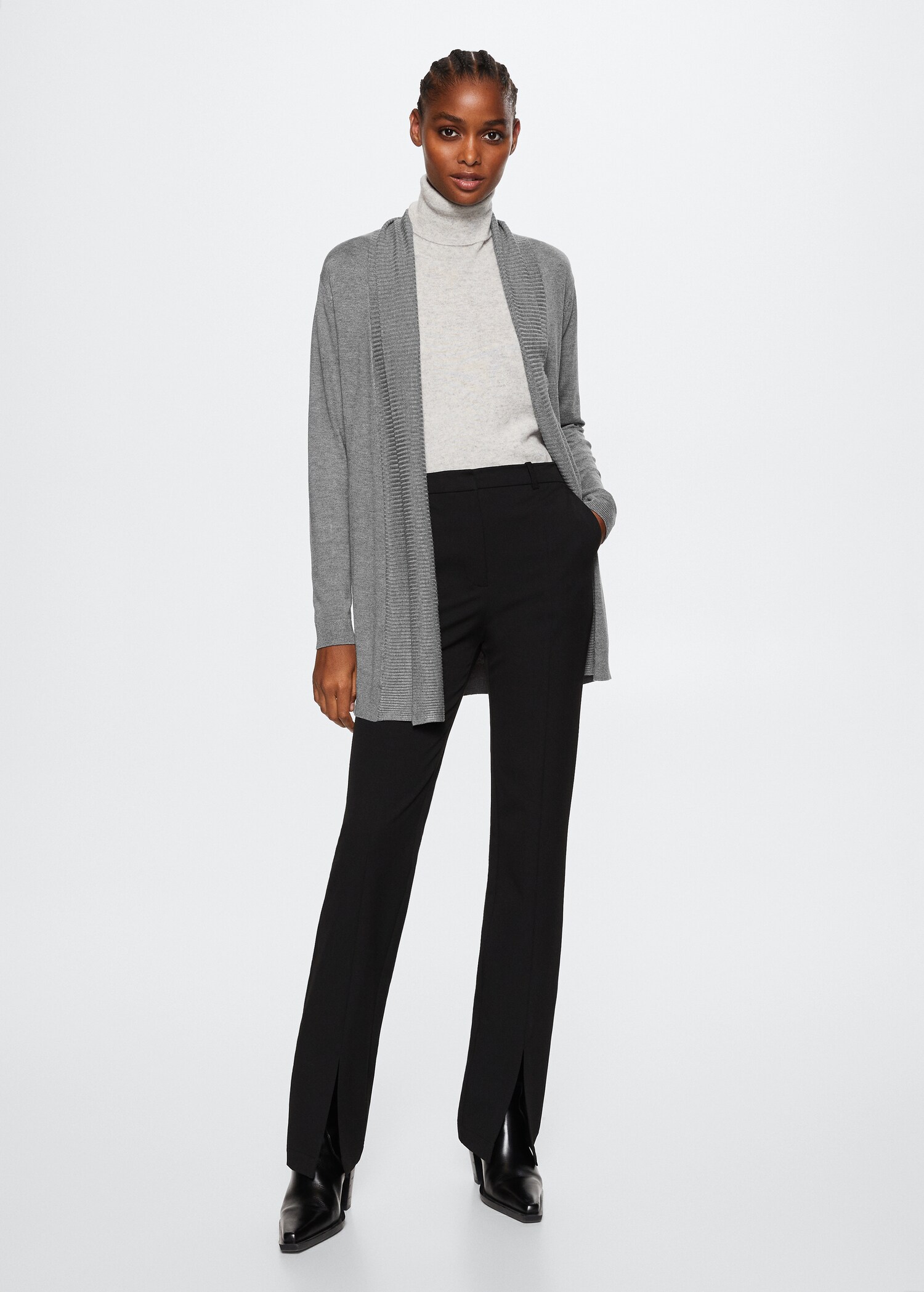 Fine-knit cardigan - General plane