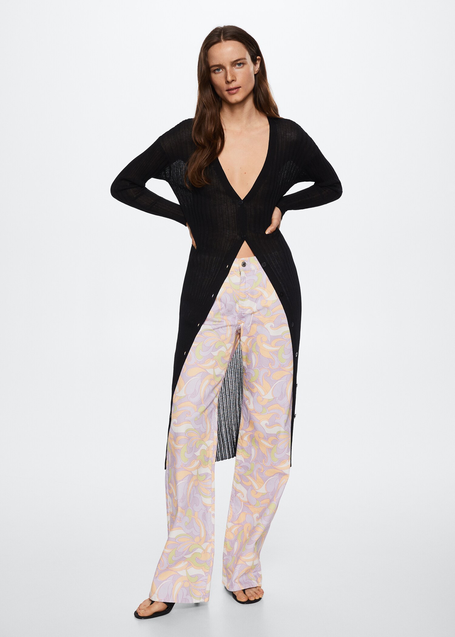 Langer Cardigan mit Rippstruktur - Allgemeine Ansicht