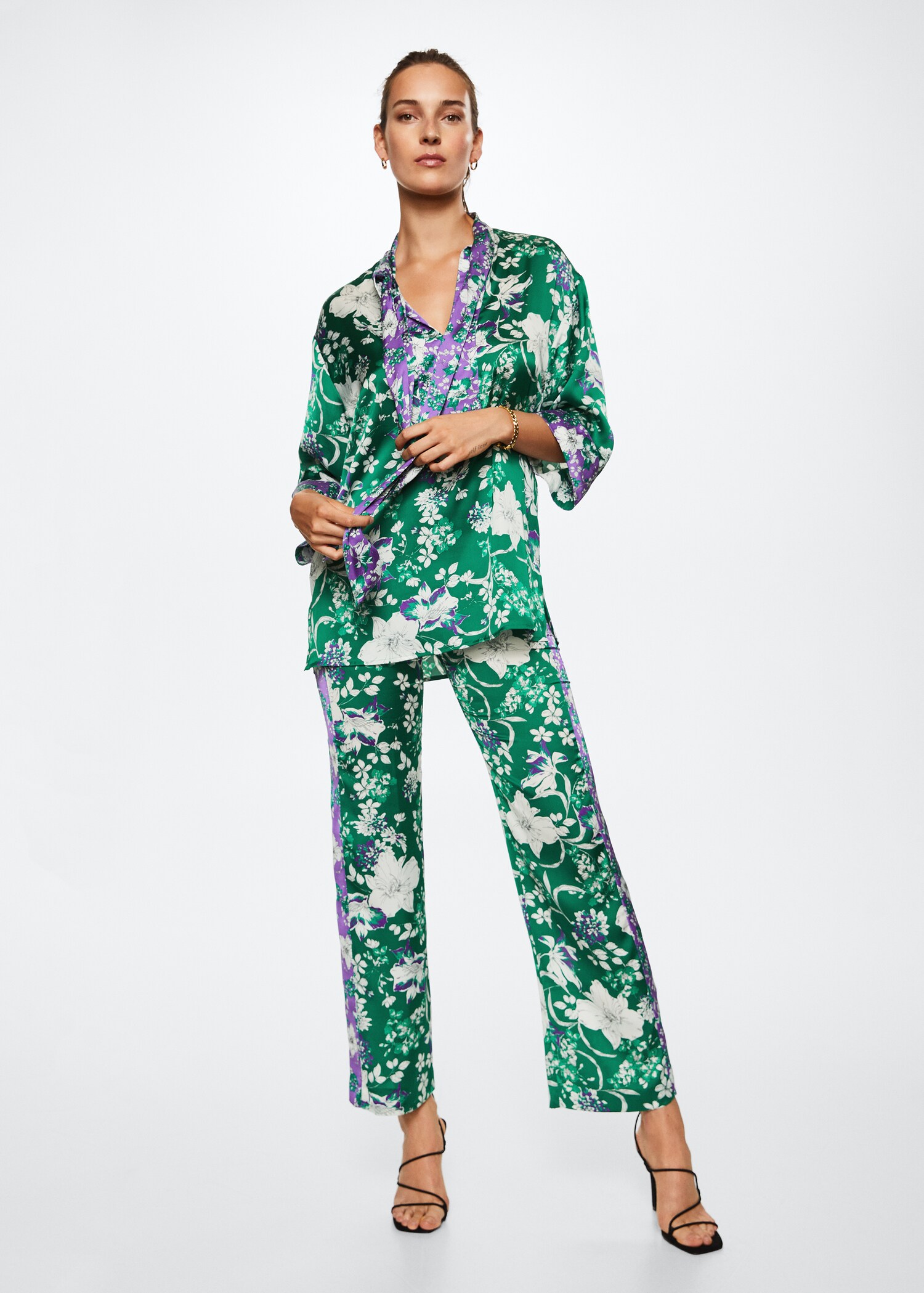 Blusa estampado flores - Plano general