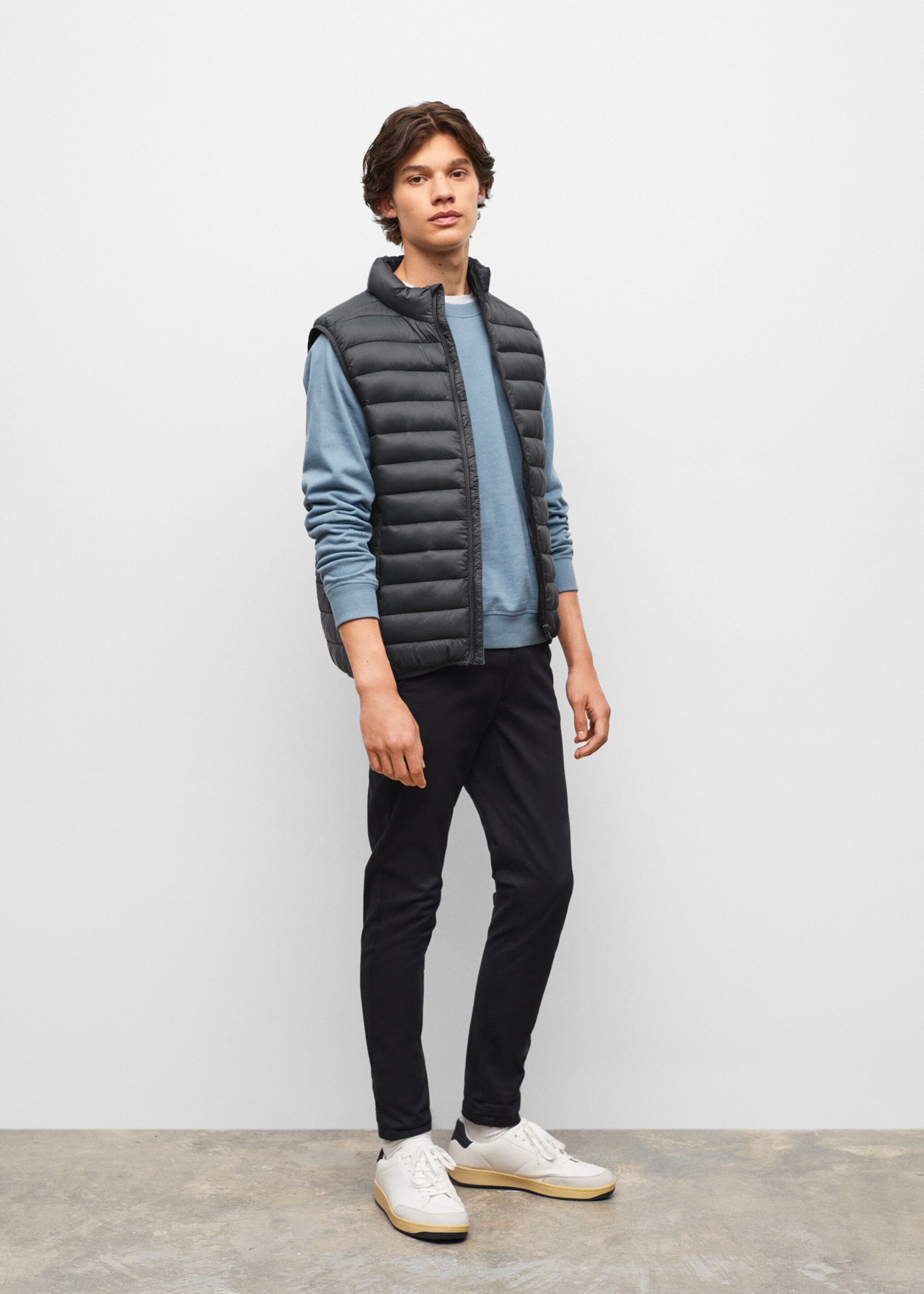 Quilted gilet - General plane, Grey. Ref: 37052506-00.