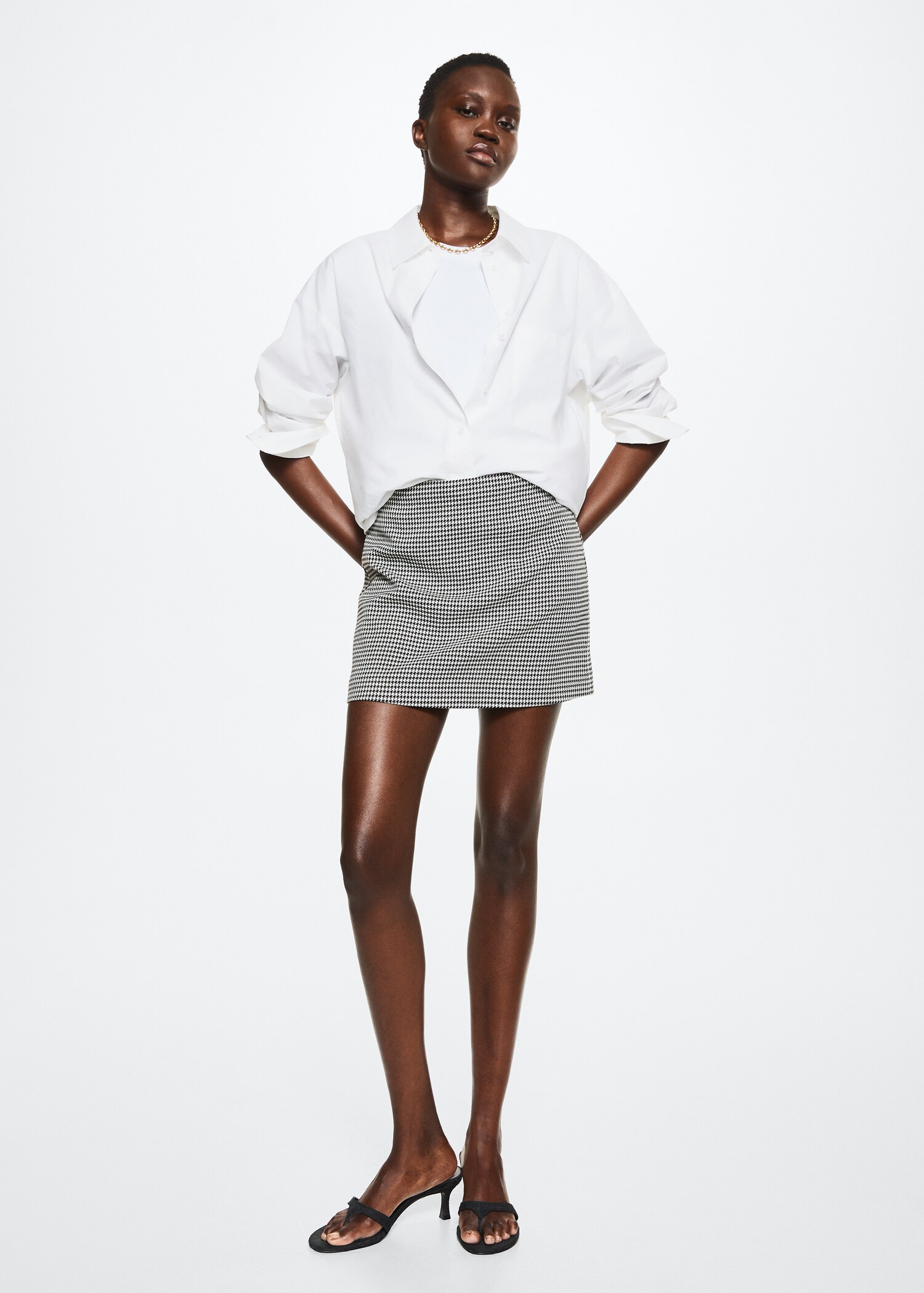 Houndstooth miniskirt - General plane