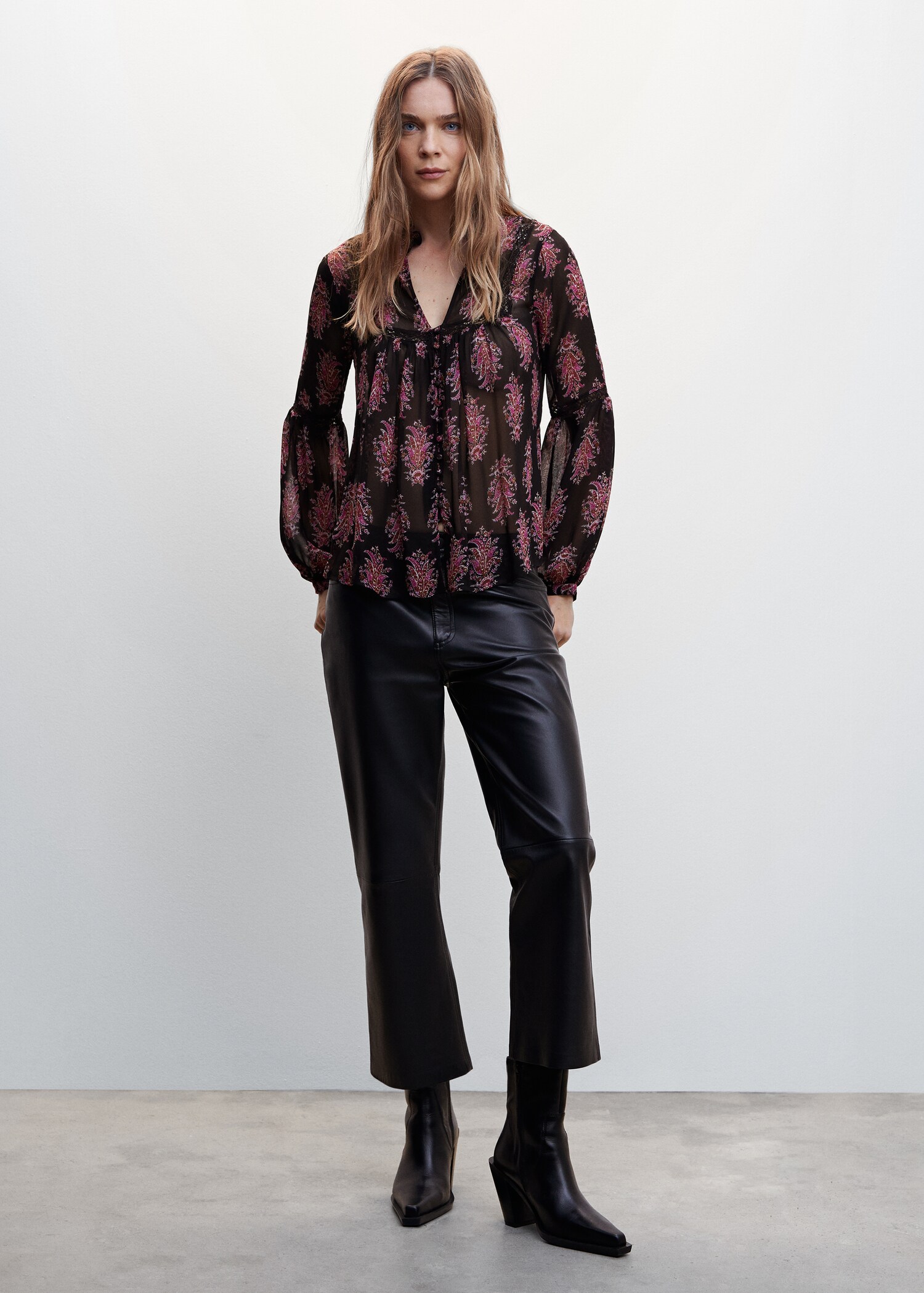 Paisley print blouse - General plane