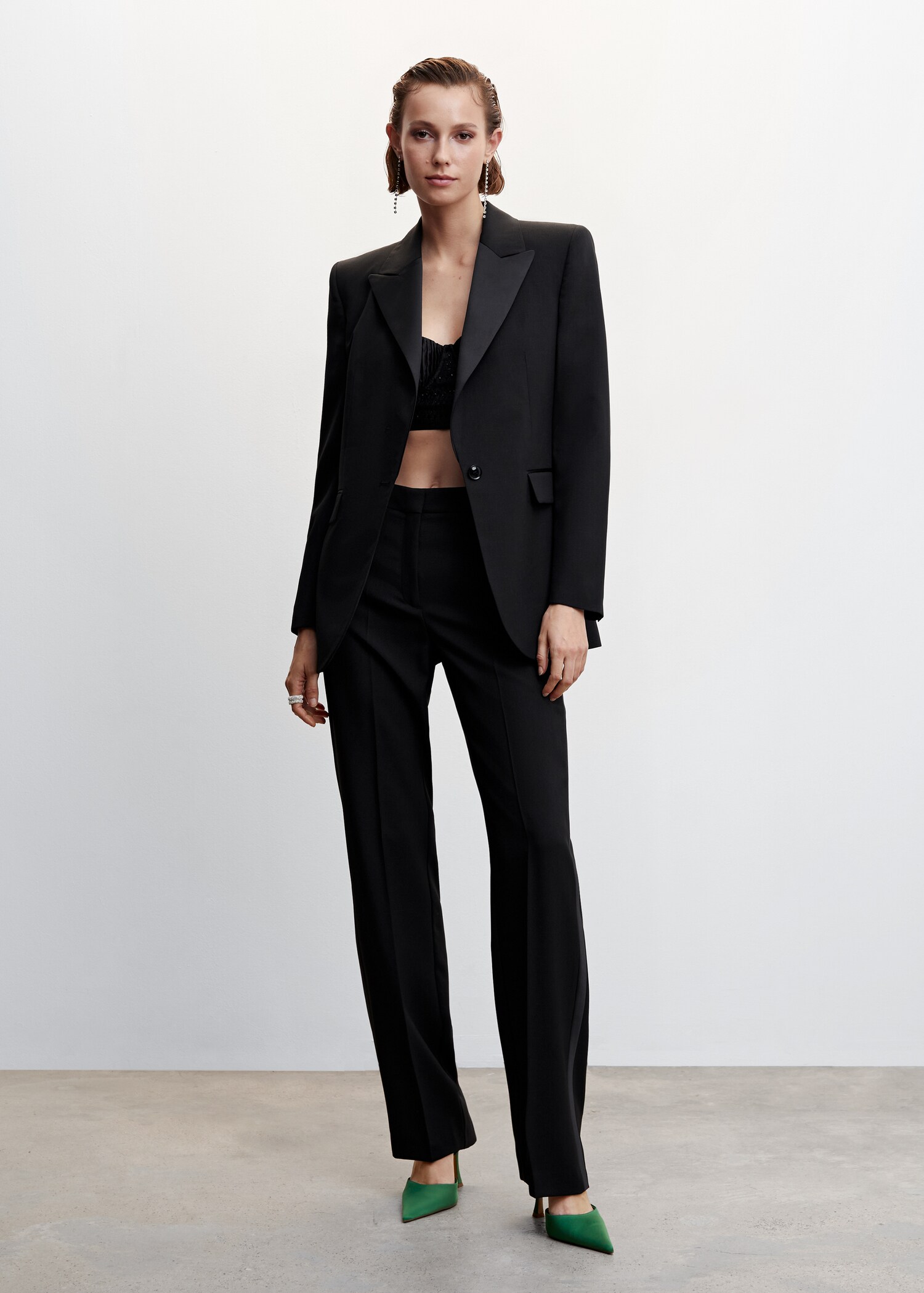 Straight suit trousers - General plane