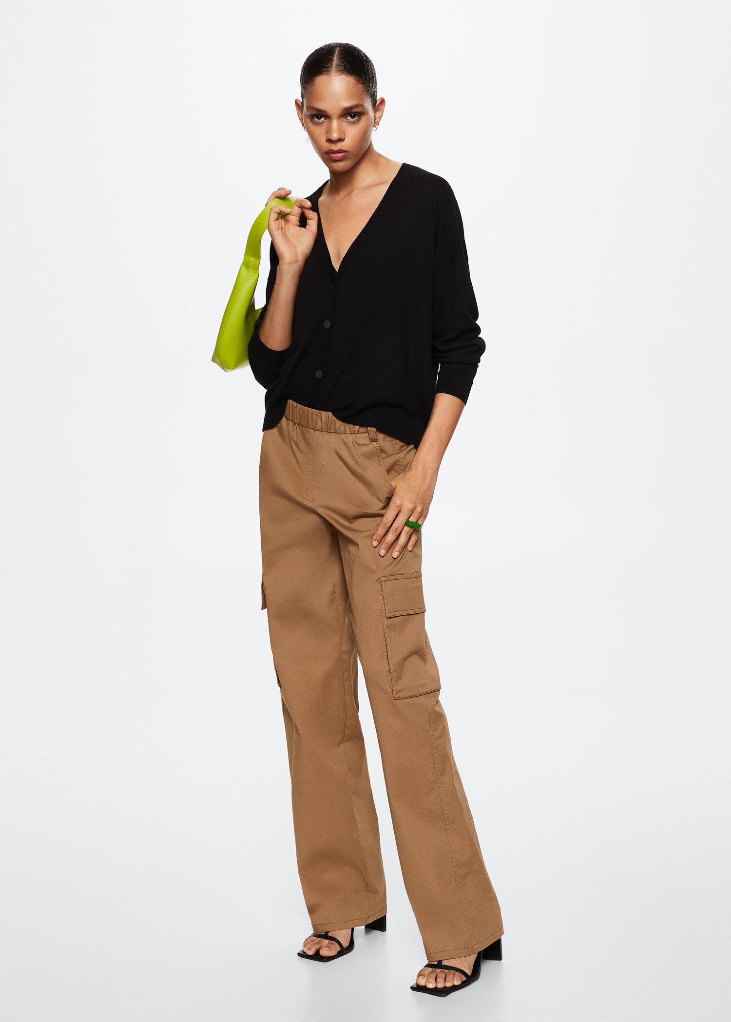 Fine-knit cardigan - General plane