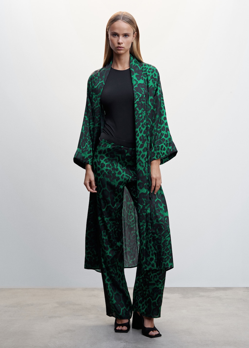 Leopard flowy pants