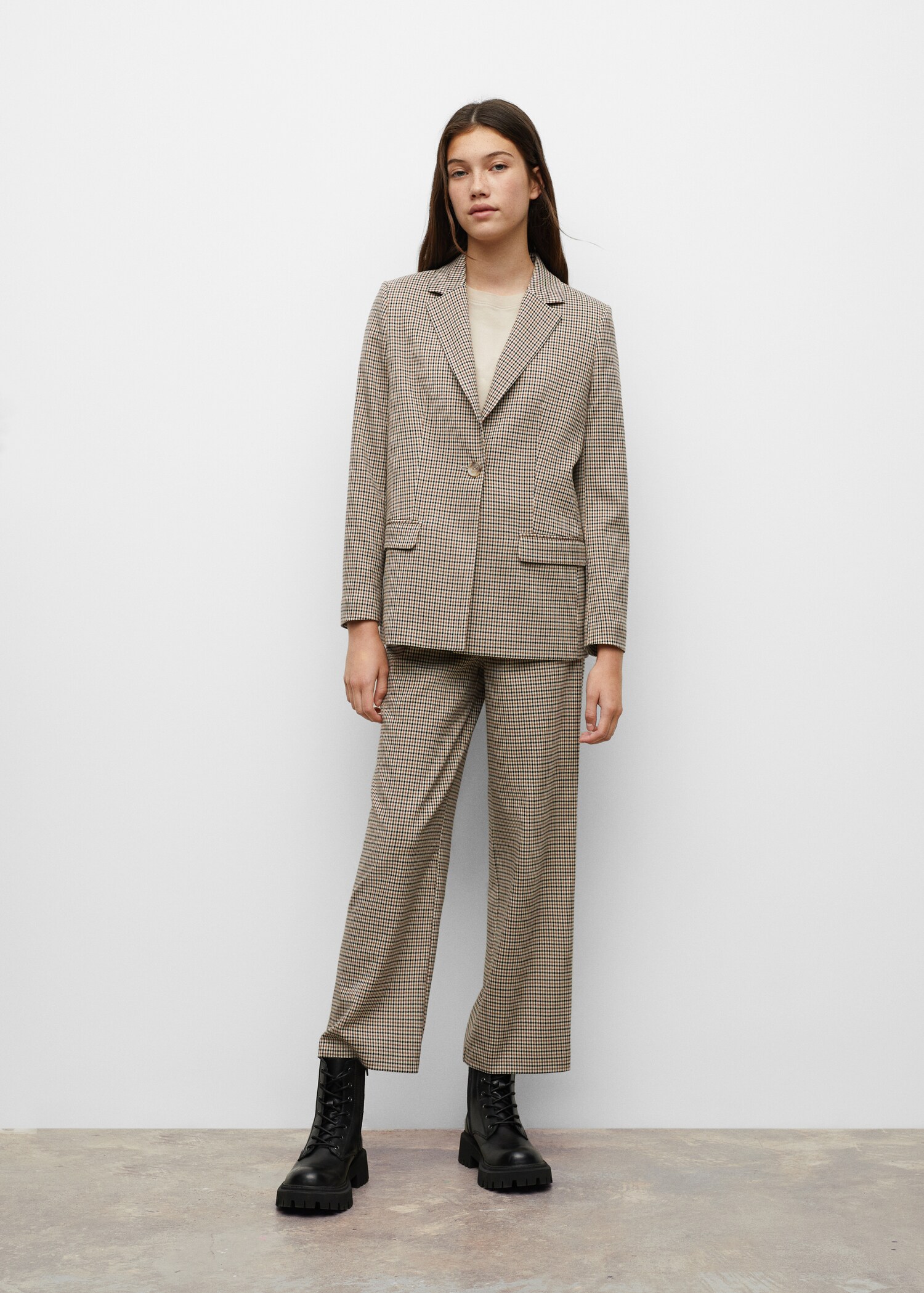 Check suit blazer - General plane
