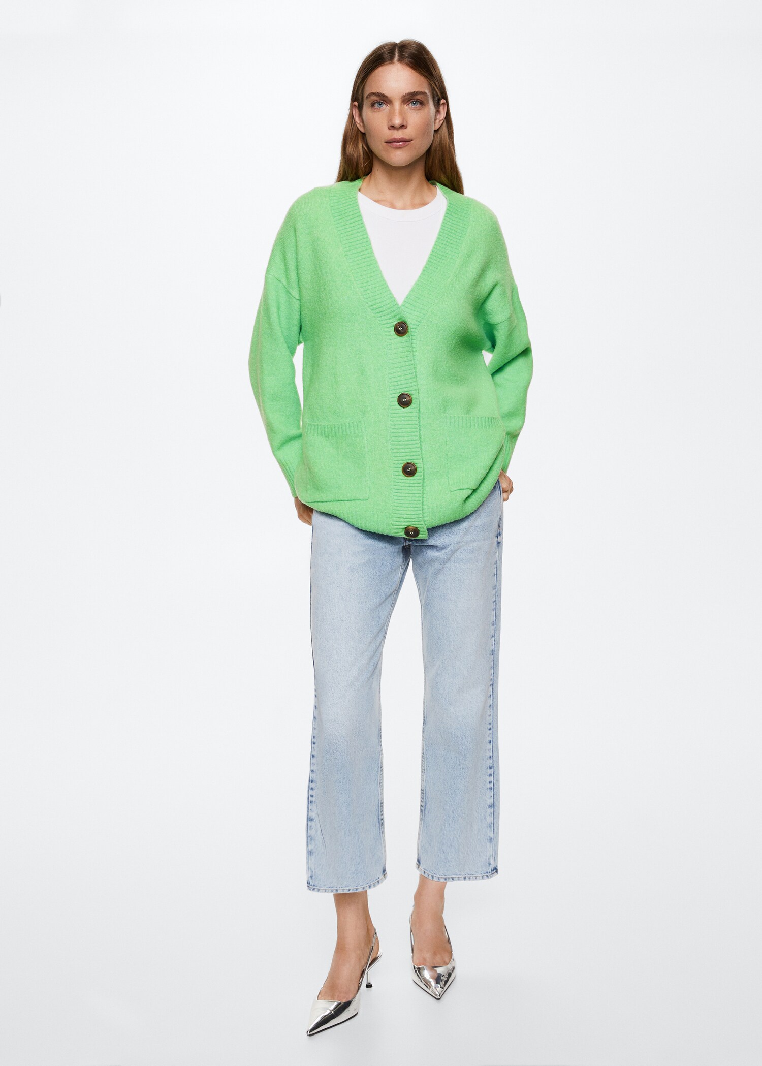 Oversized cardigan with buttons - General plane