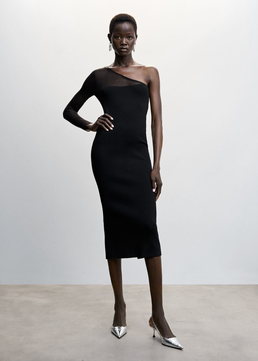 Robe col asymétrique hotsell