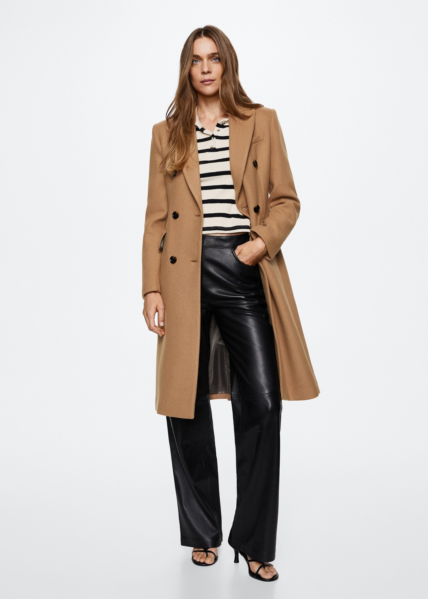 Tailored wool coat - General plane