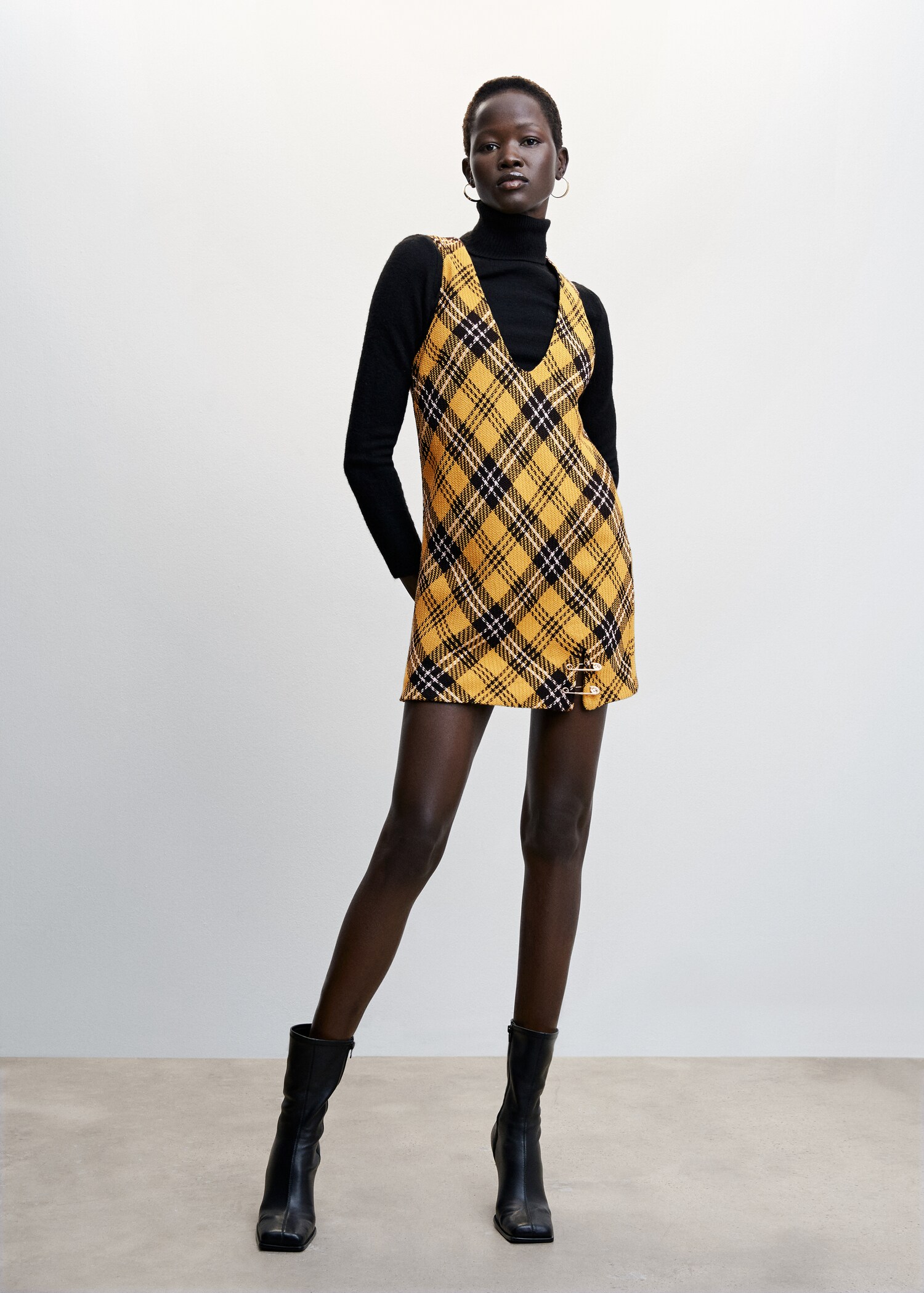 Metallic appliqués pinafore dress - General plane