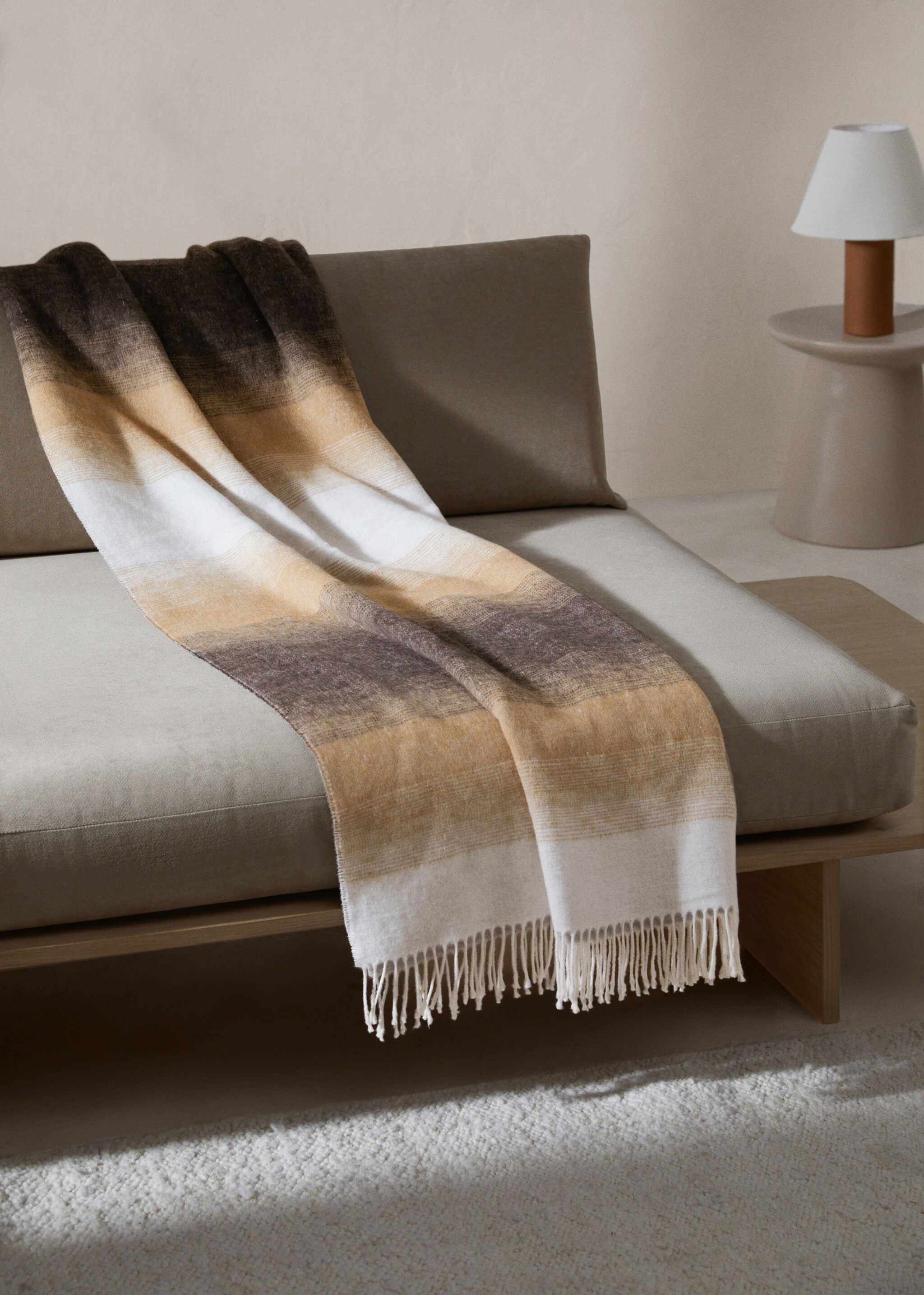 Manta rayas flecos 130x180cm - Plano general