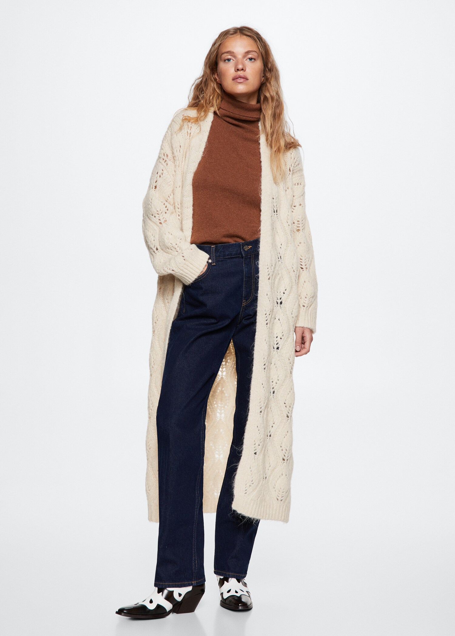 Long openwork knitted cardigan - General plane