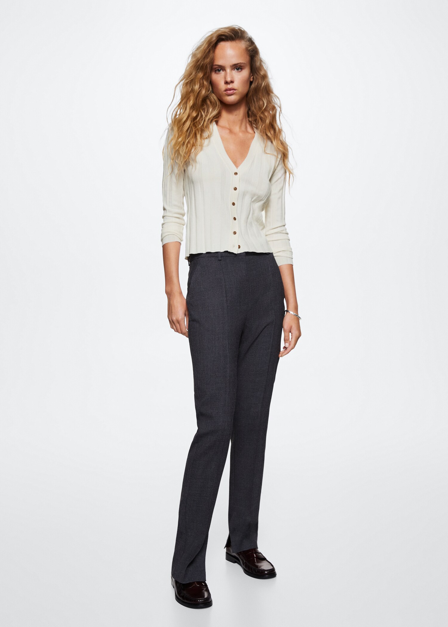 Buttoned ribbed cardigan - General plane