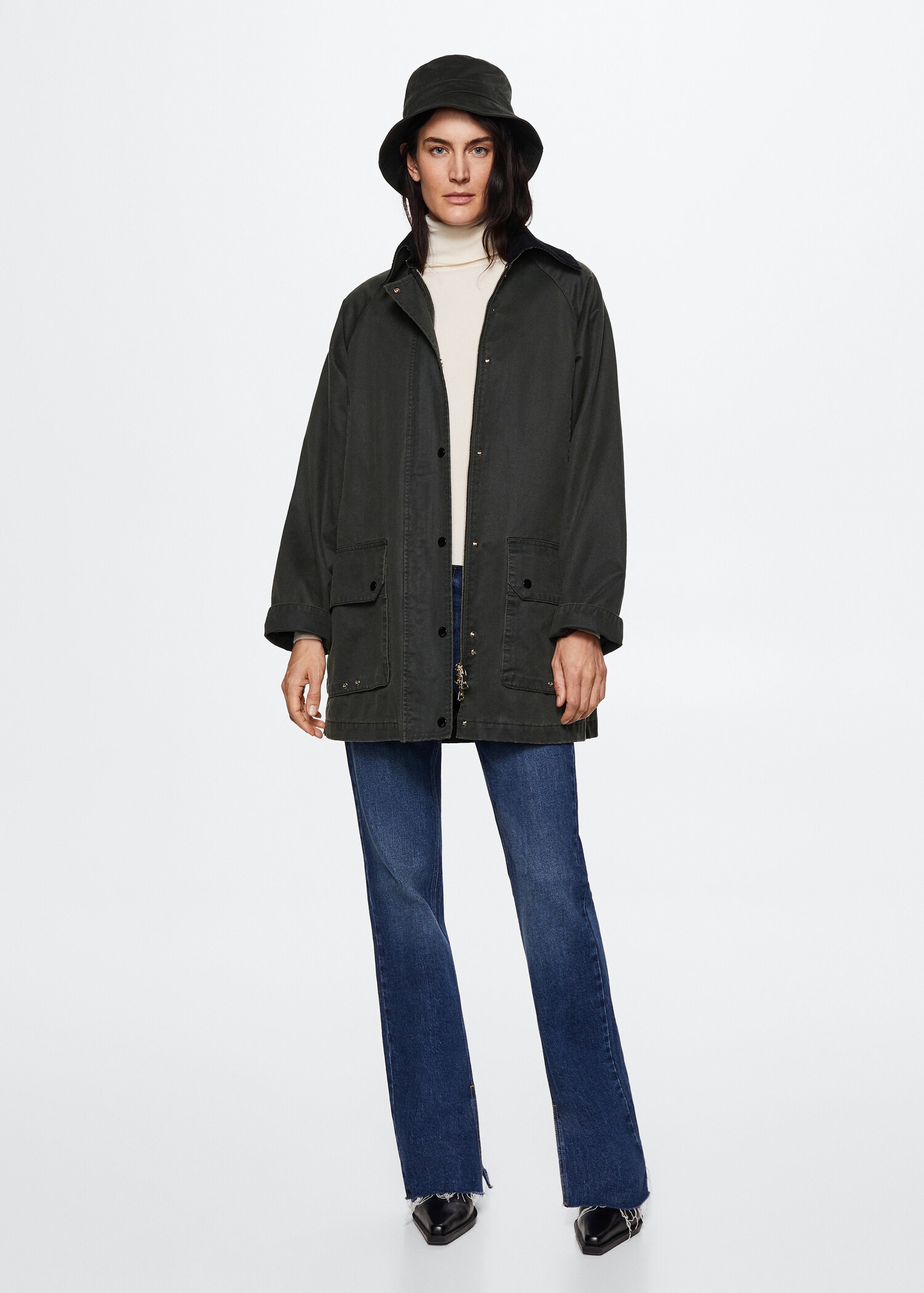 Waxed-effect short parka - General plane