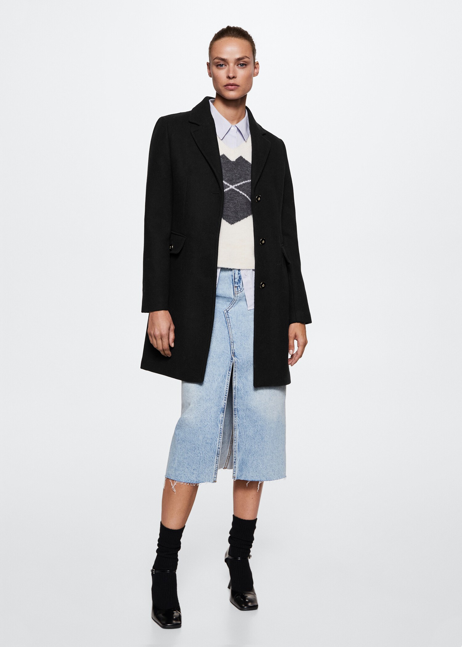 Buttoned wool coat - General plane