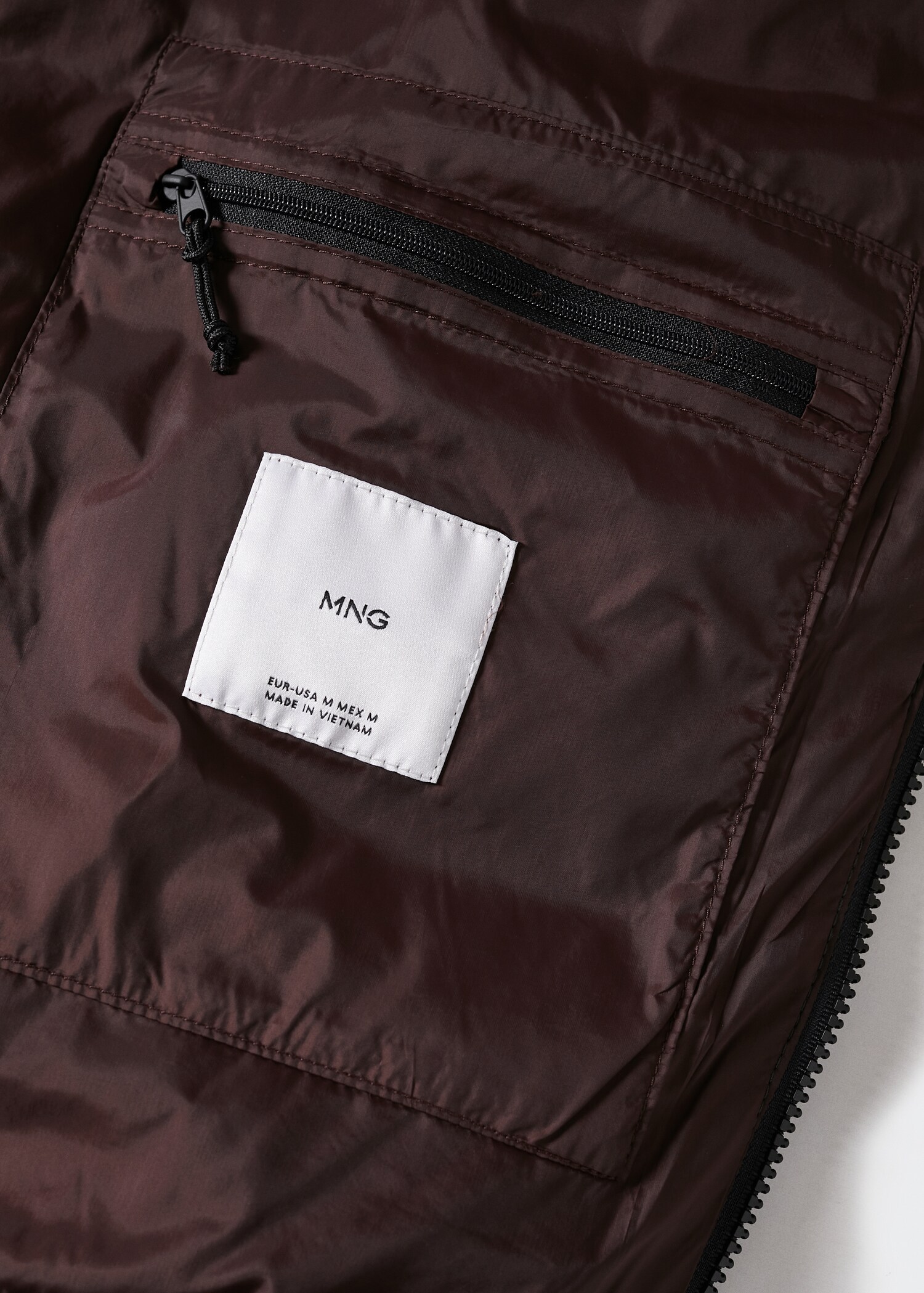 Hooded Water-Repellent Anorak - Details of the article 0
