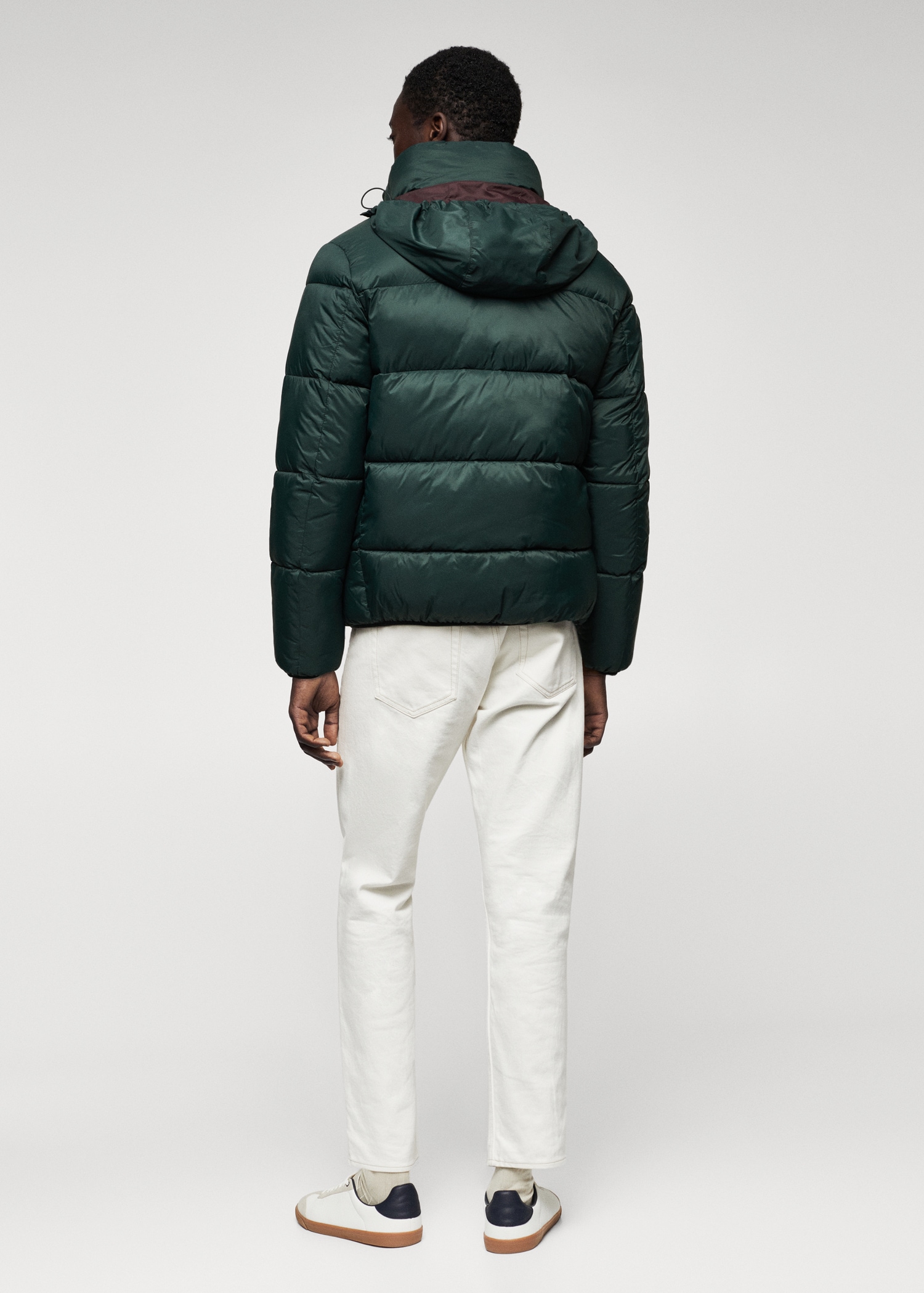 Hooded Water-Repellent Anorak - Reverse of the article