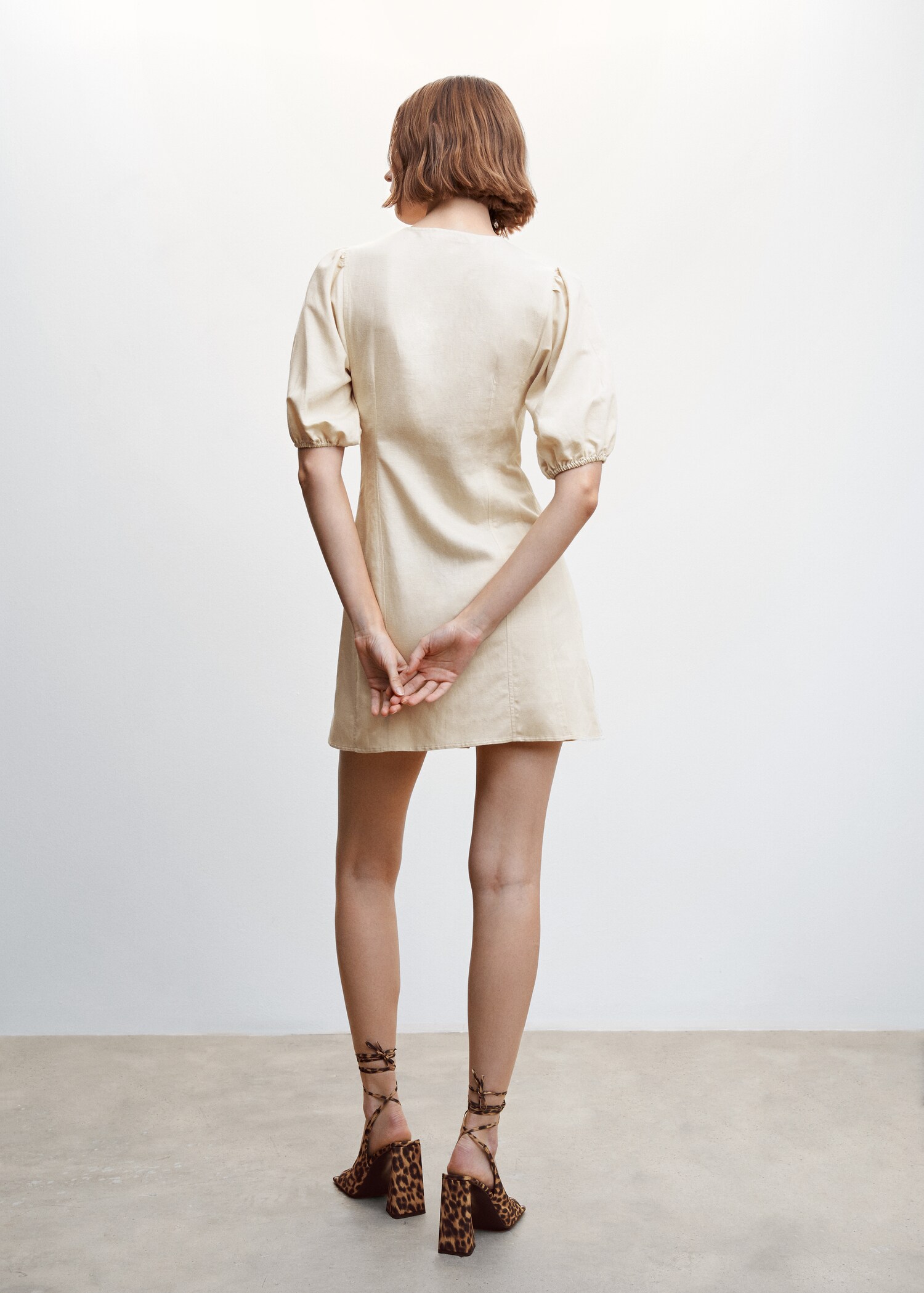 Robe manches bouffantes - Verso de l’article