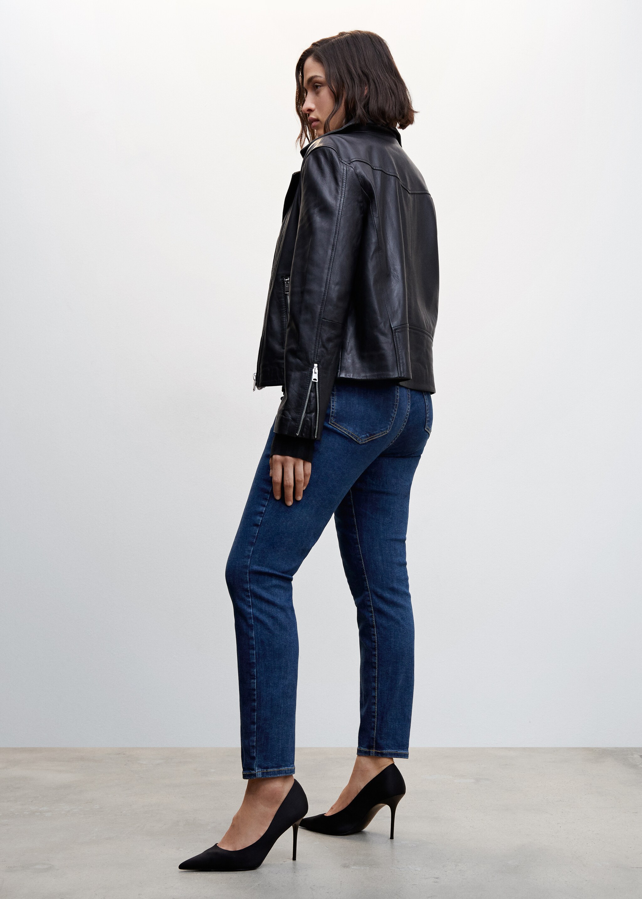 High-rise skinny jeans - Details of the article 5