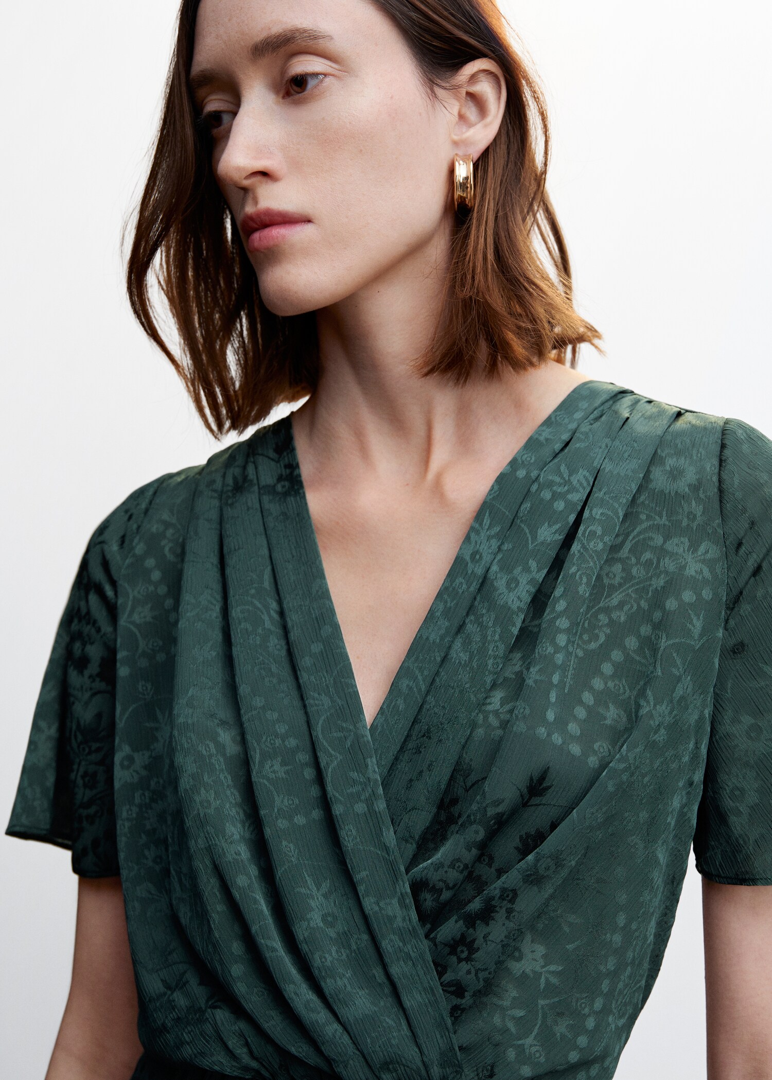Jacquard flowy blouse - Details of the article 1